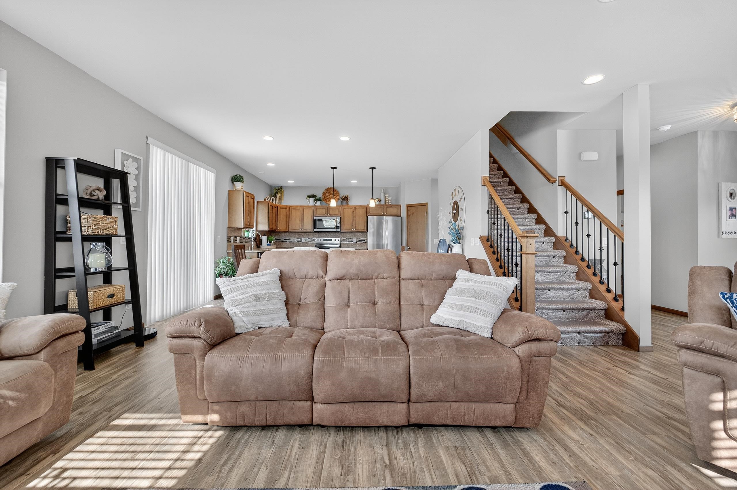 2319 Leopold Way