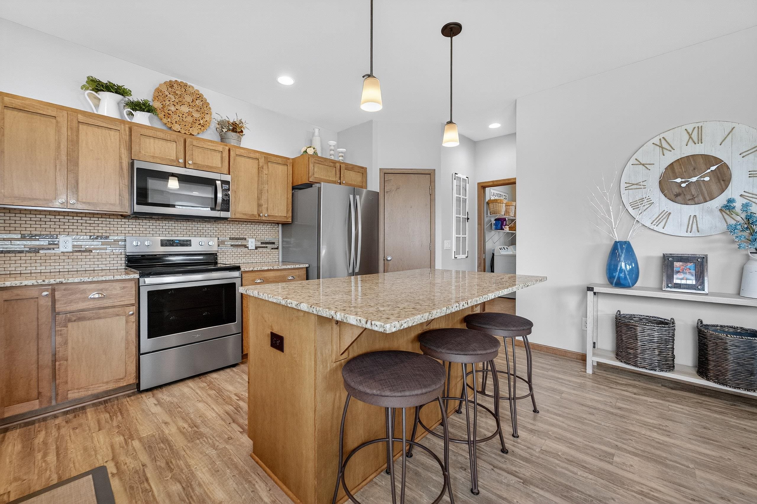 2319 Leopold Way