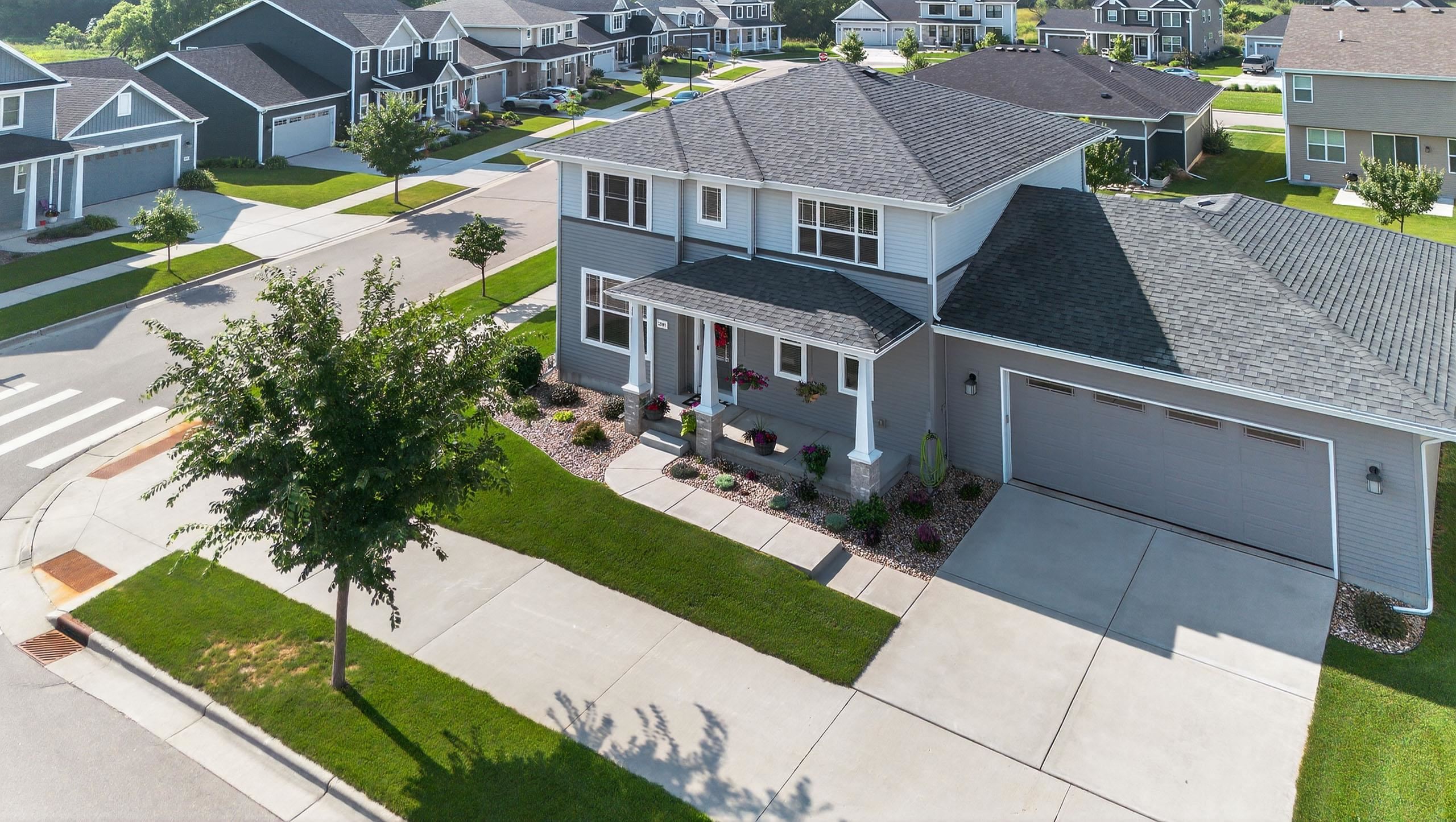 2319 Leopold Way