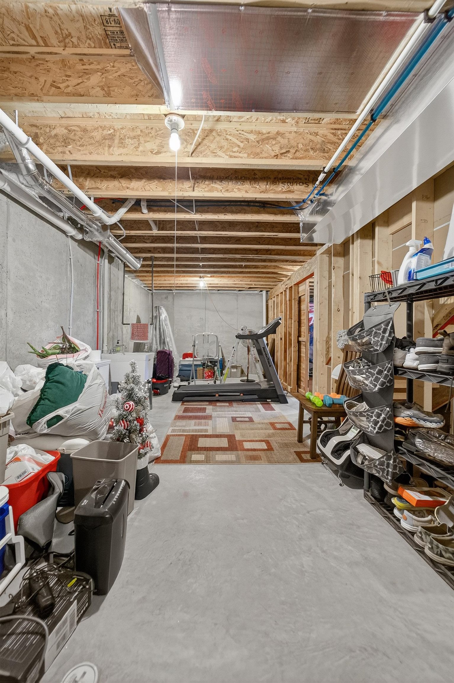 2319 Leopold Way