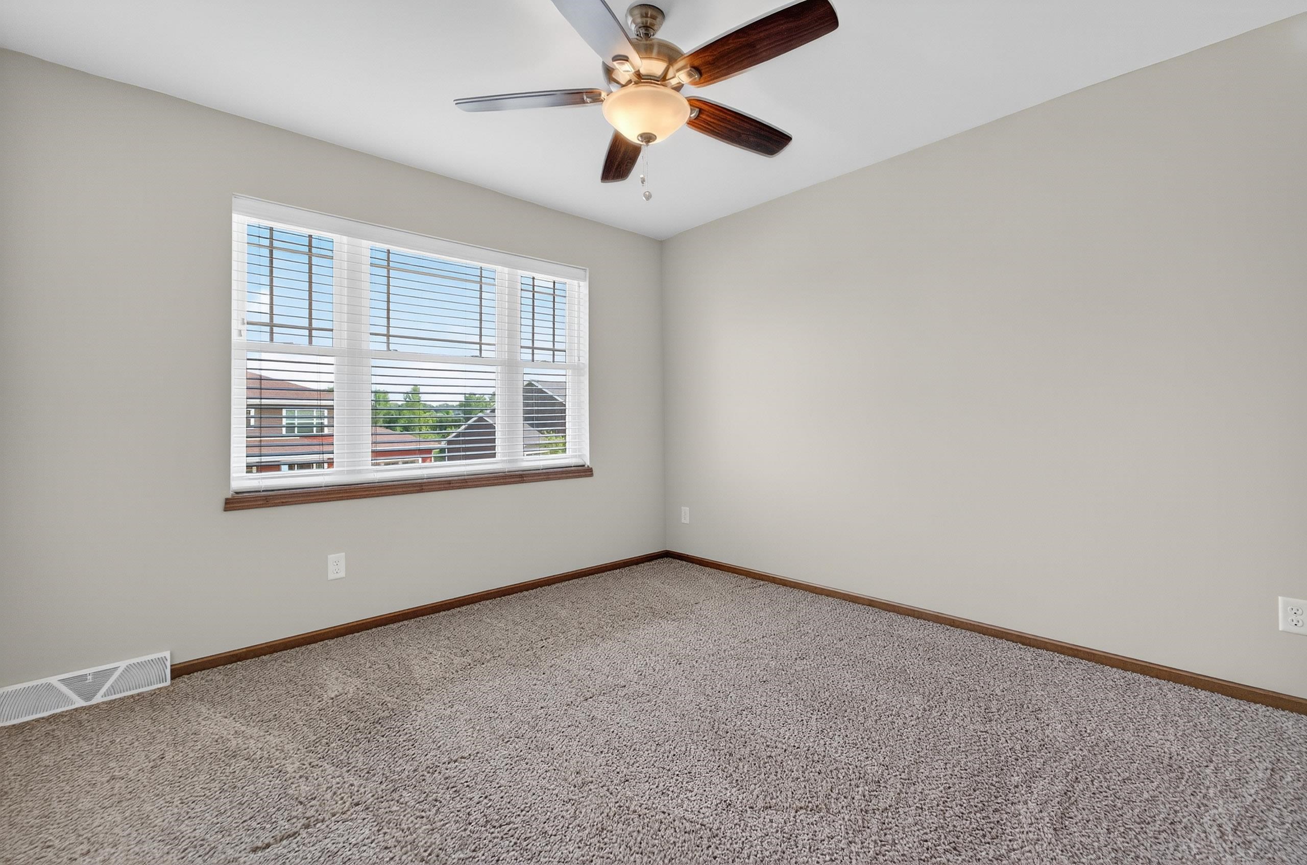 2319 Leopold Way