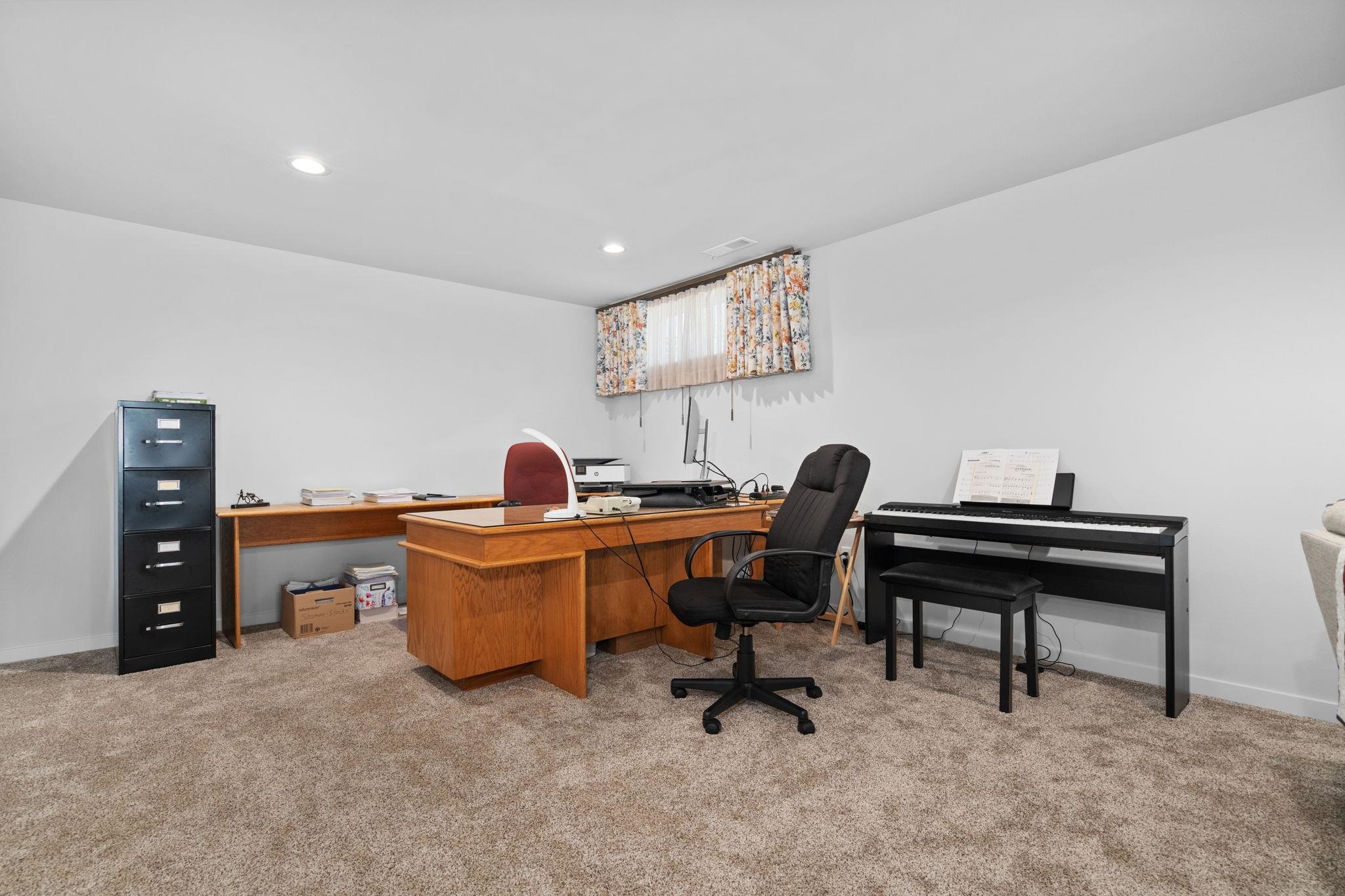 667 Ridge View Lane