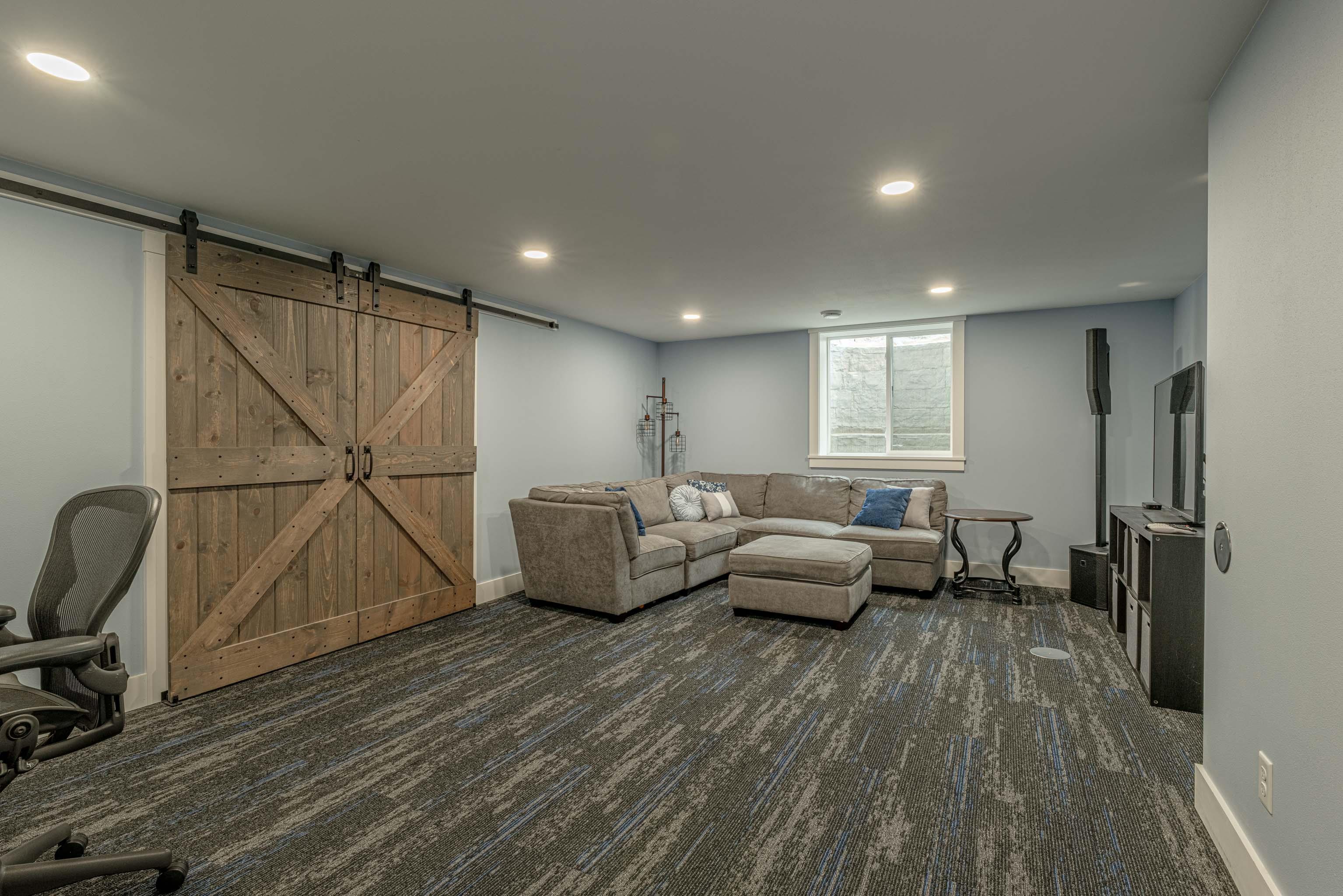 6311 HIDDEN FARM Road
