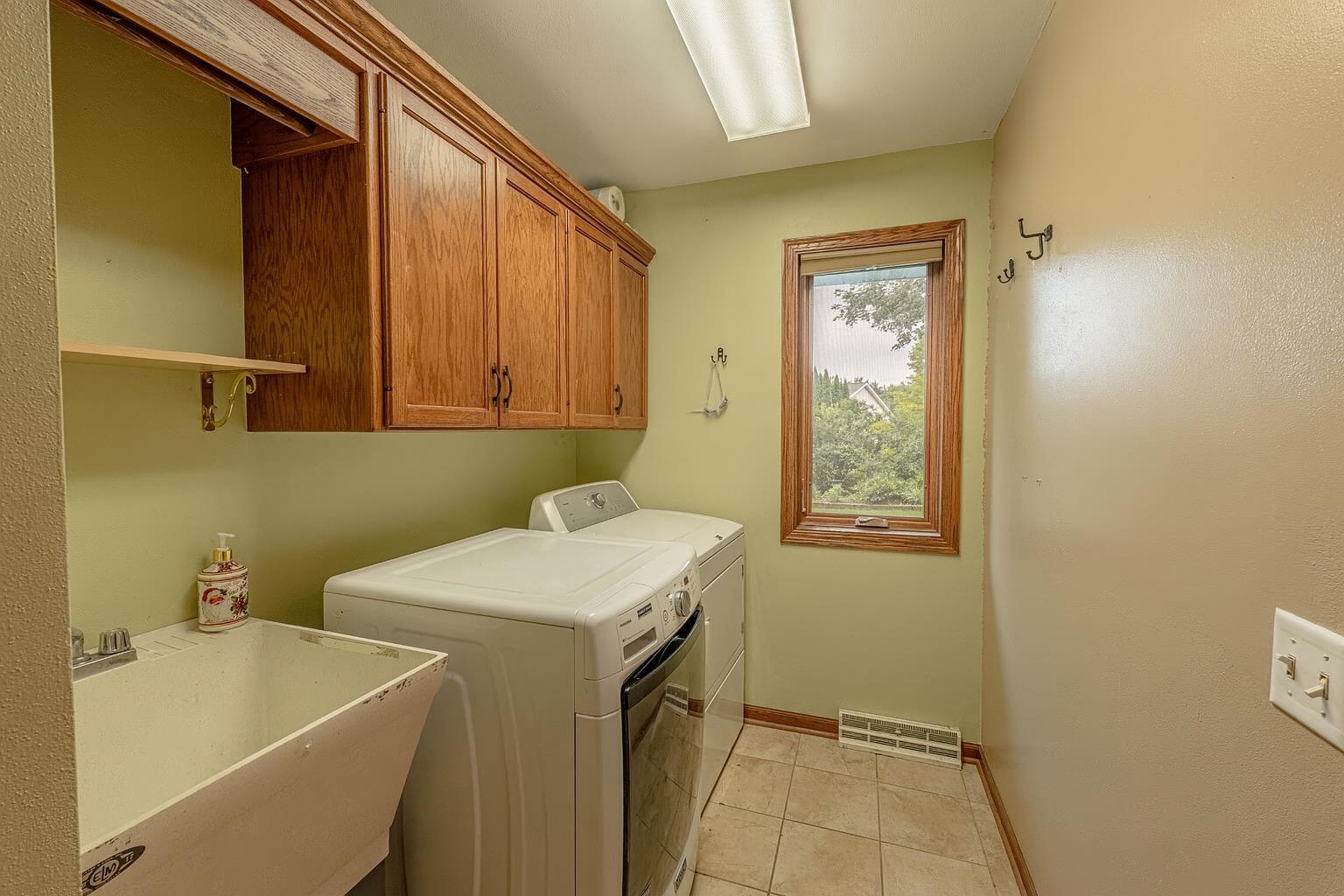 6311 HIDDEN FARM Road