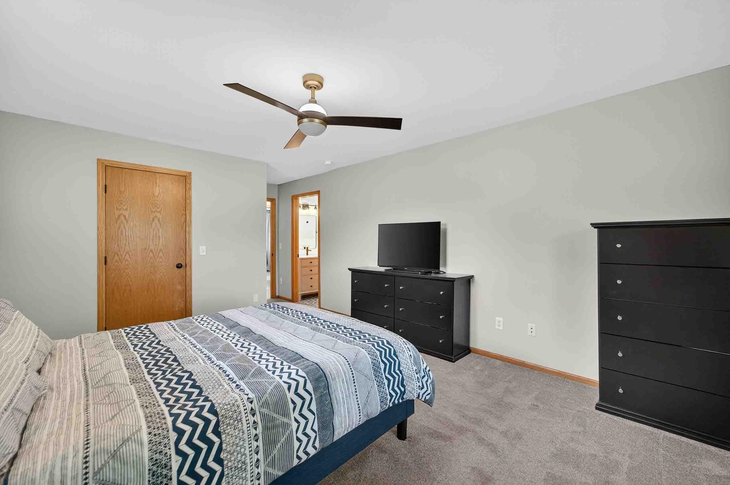 1120 Gils Way