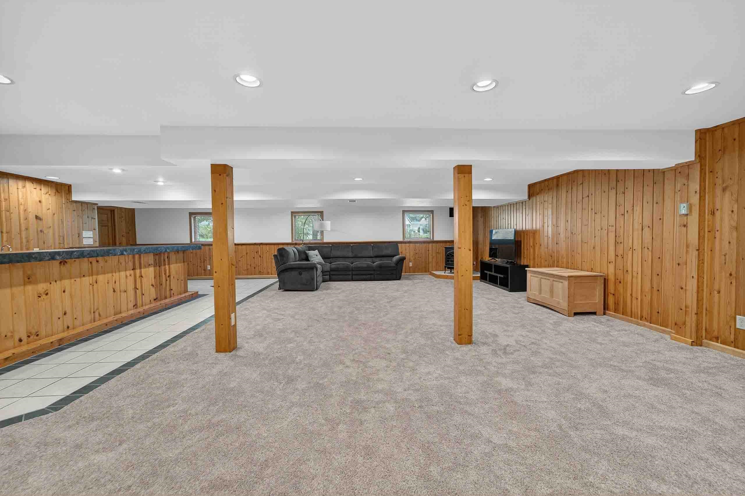 1120 Gils Way