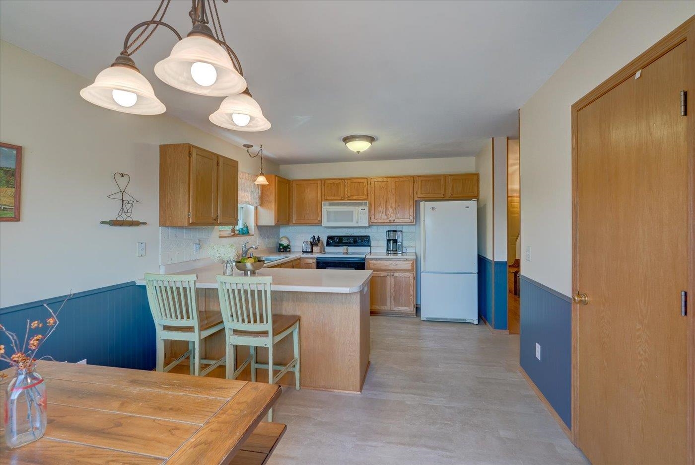 933 Vista Ridge Drive