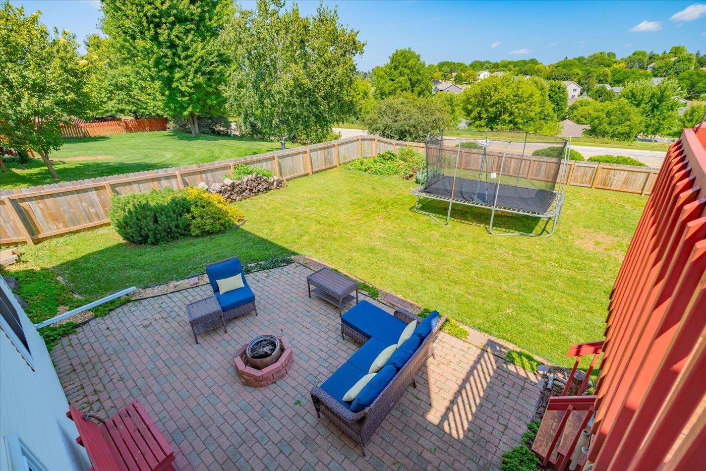 933 Vista Ridge Drive
