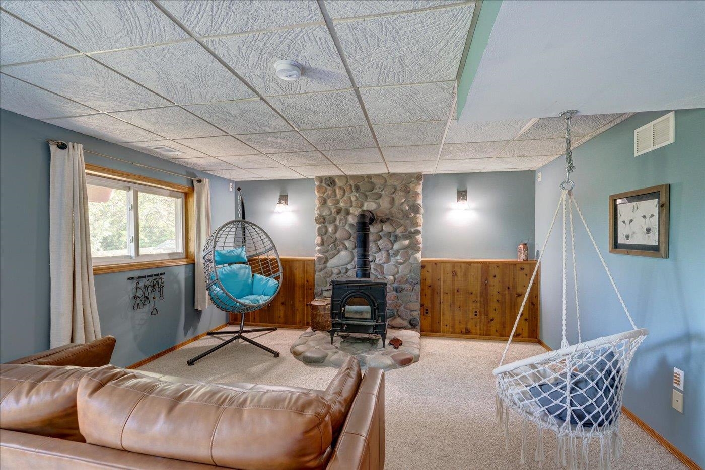 933 Vista Ridge Drive
