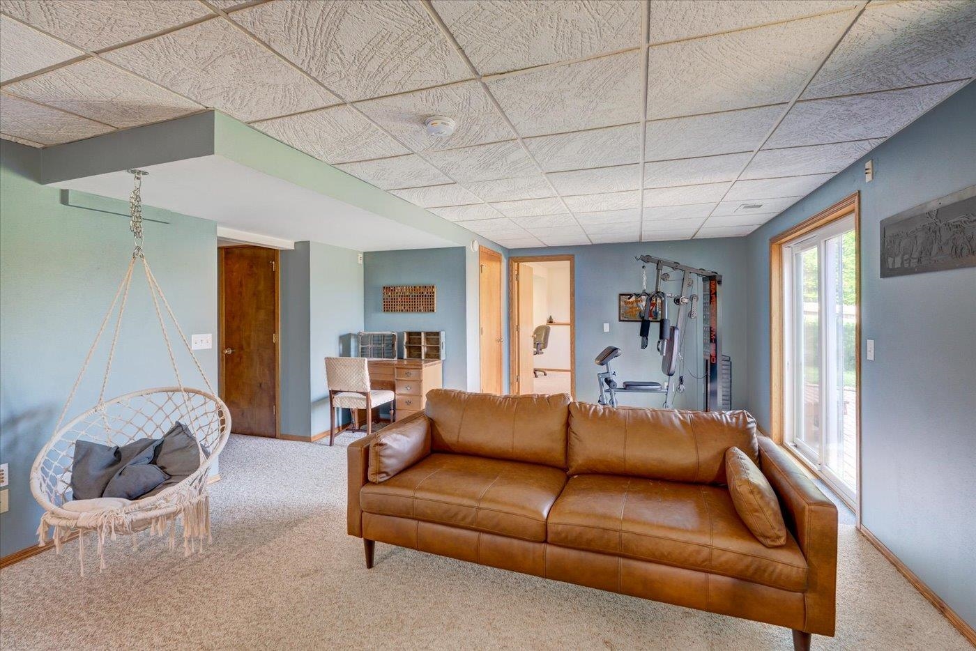 933 Vista Ridge Drive