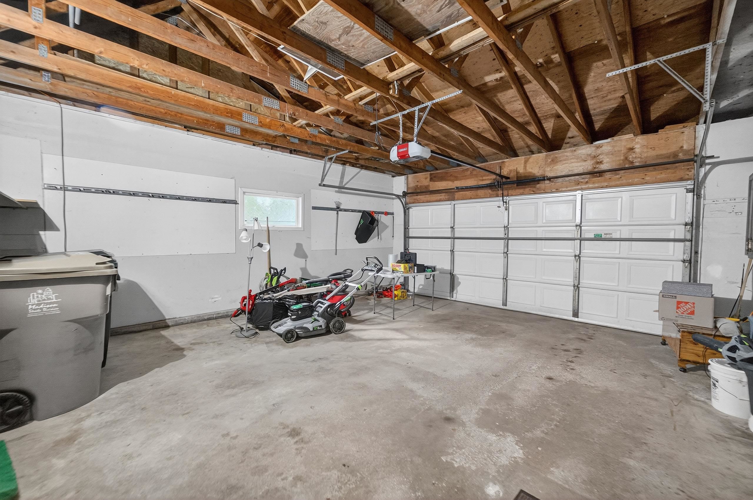 6809 Pilgrim Road