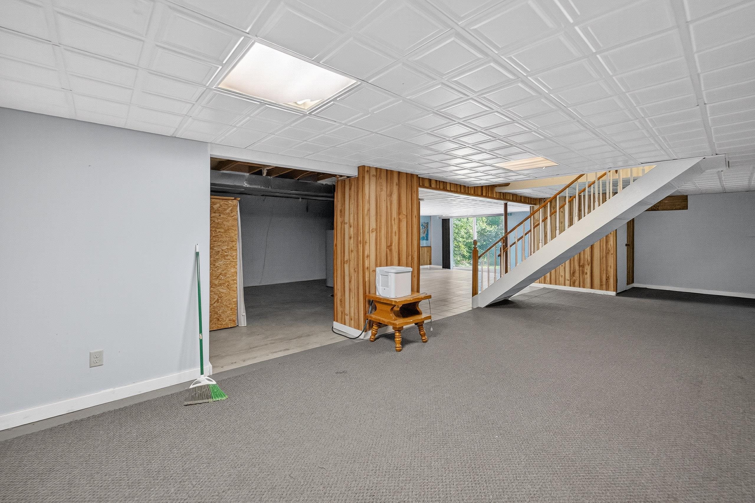 6809 Pilgrim Road