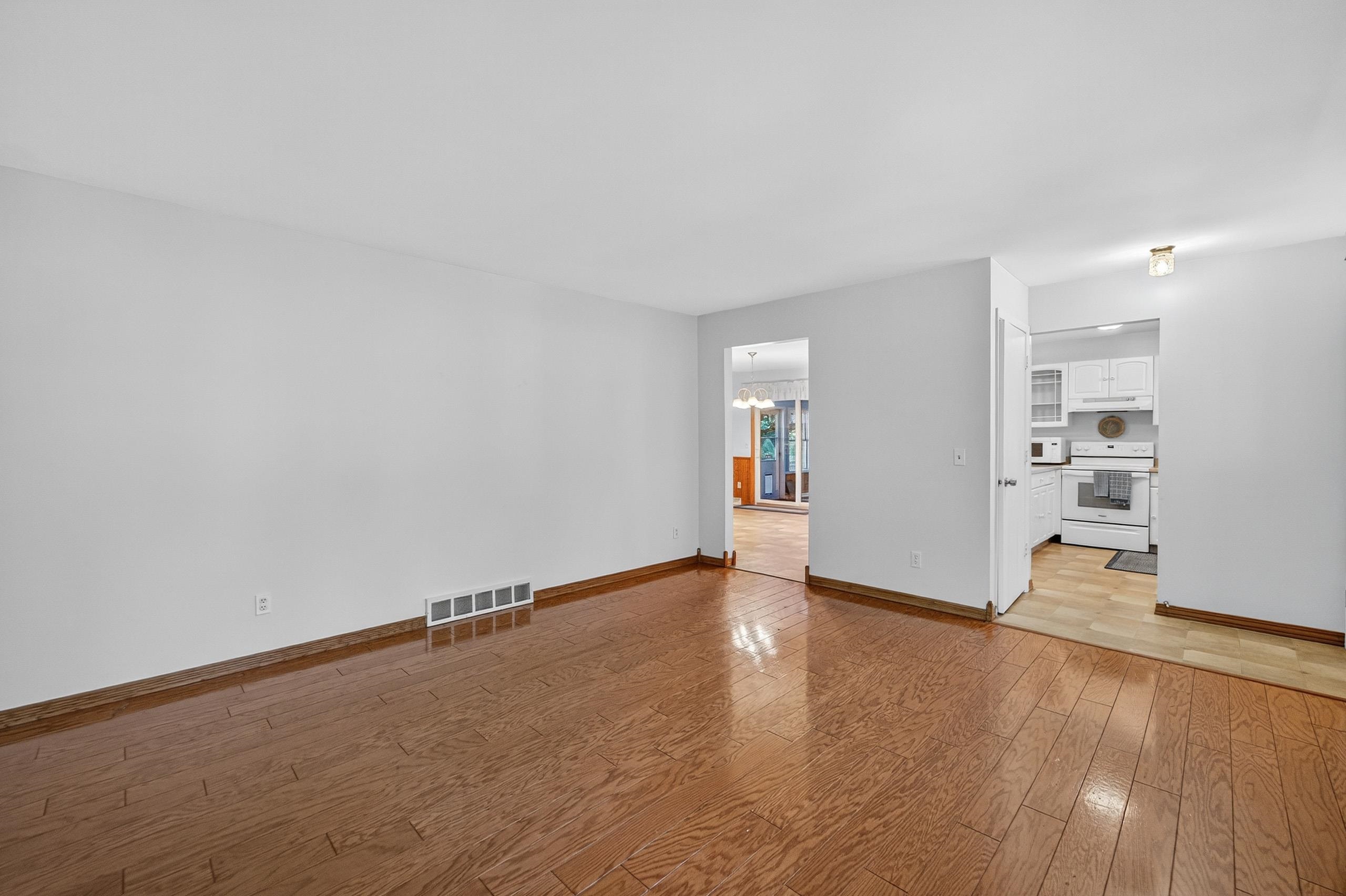 6809 Pilgrim Road