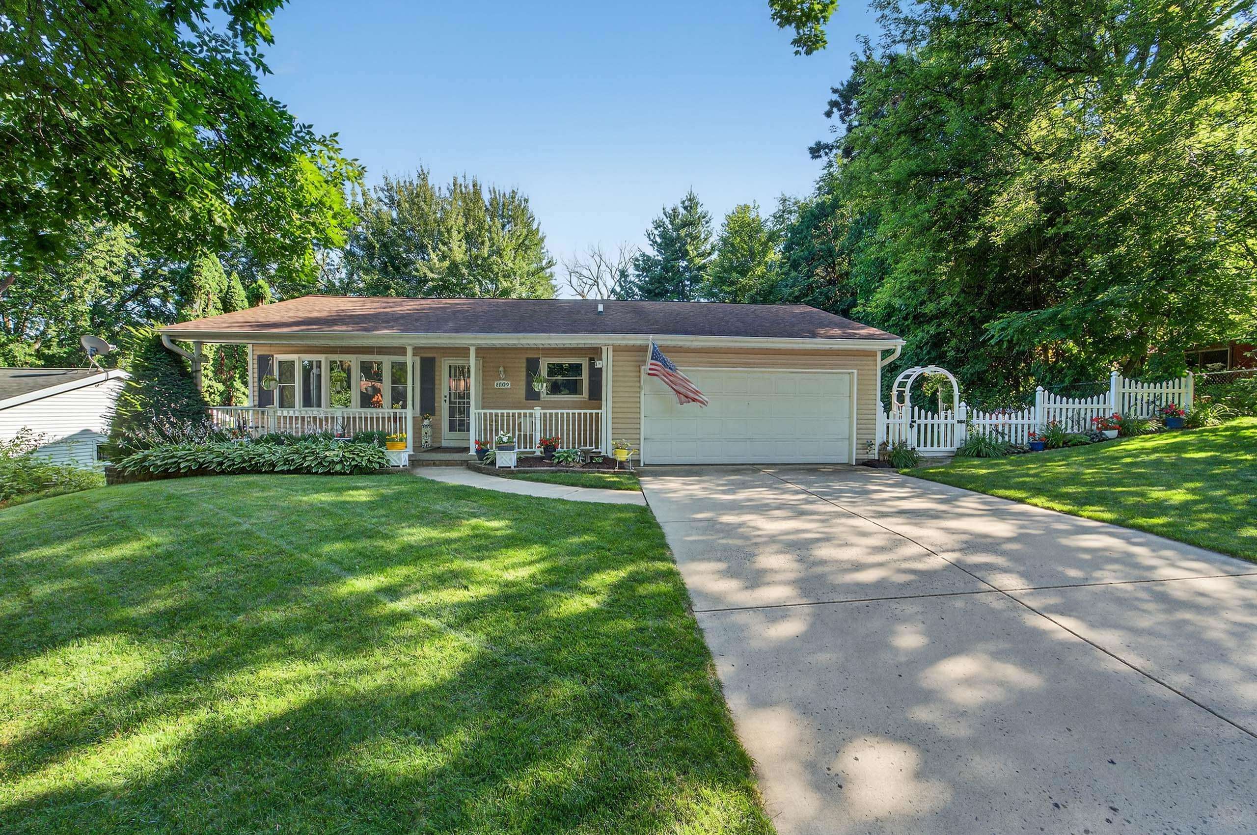 6809 Pilgrim Road