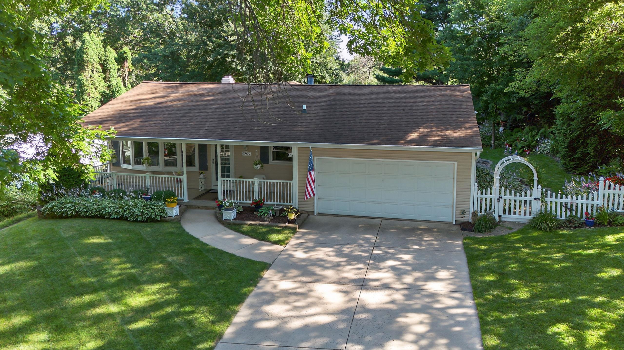6809 Pilgrim Road