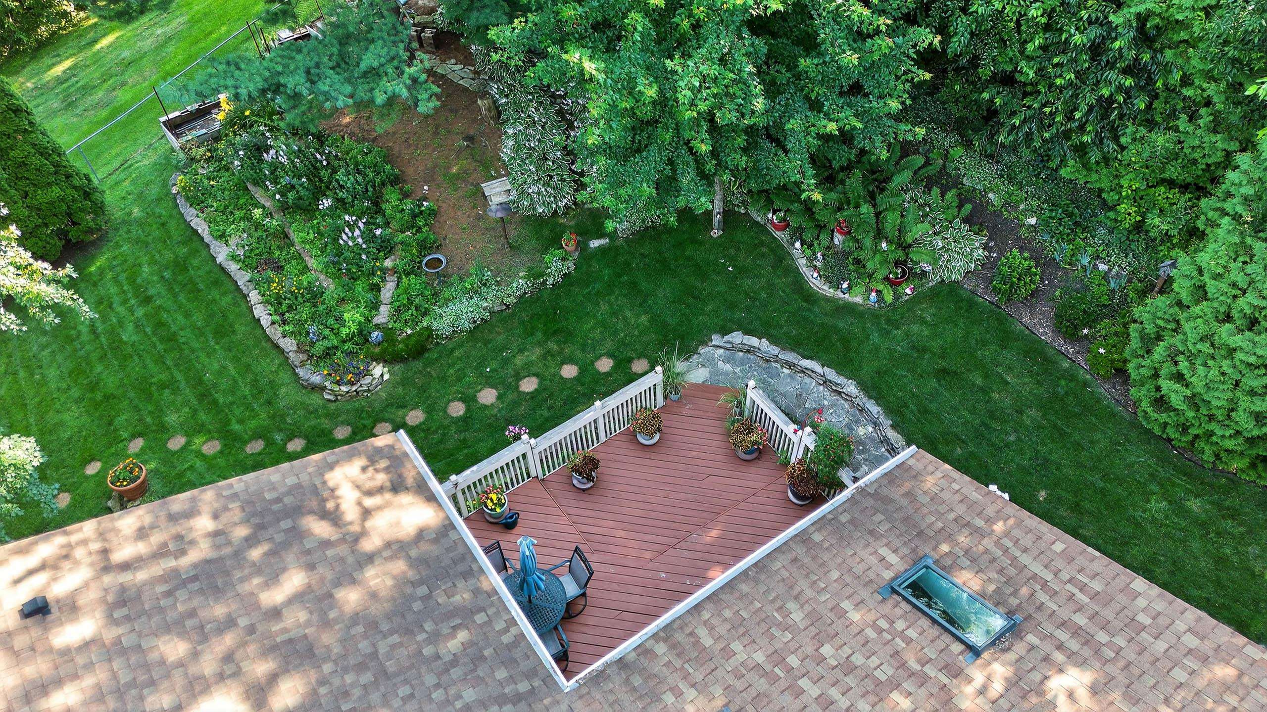 6809 Pilgrim Road