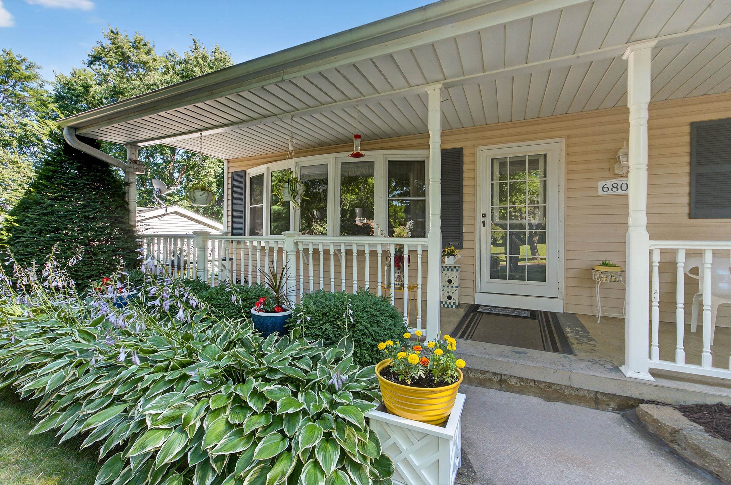 6809 Pilgrim Road
