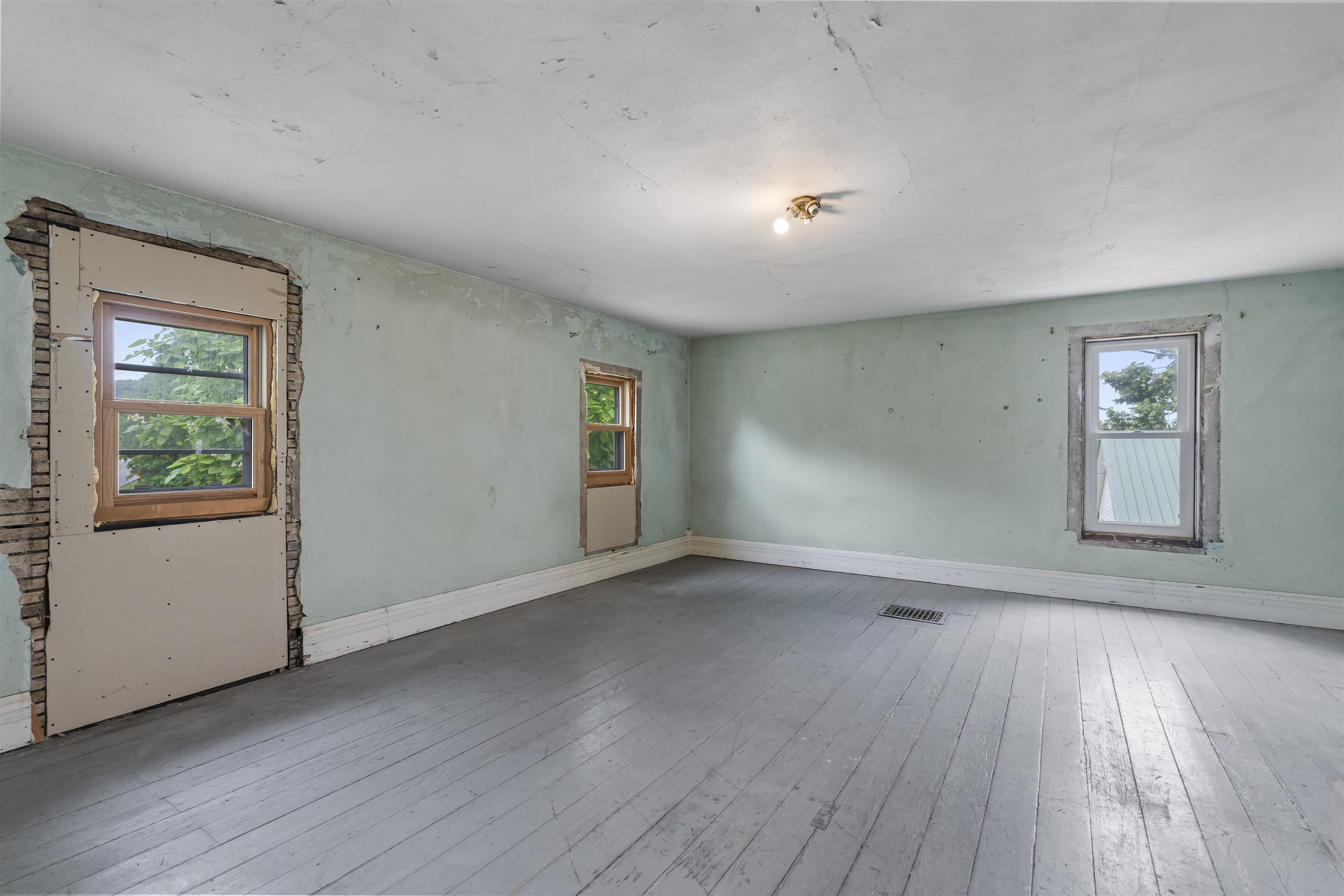 4622 Rocky Dell Road