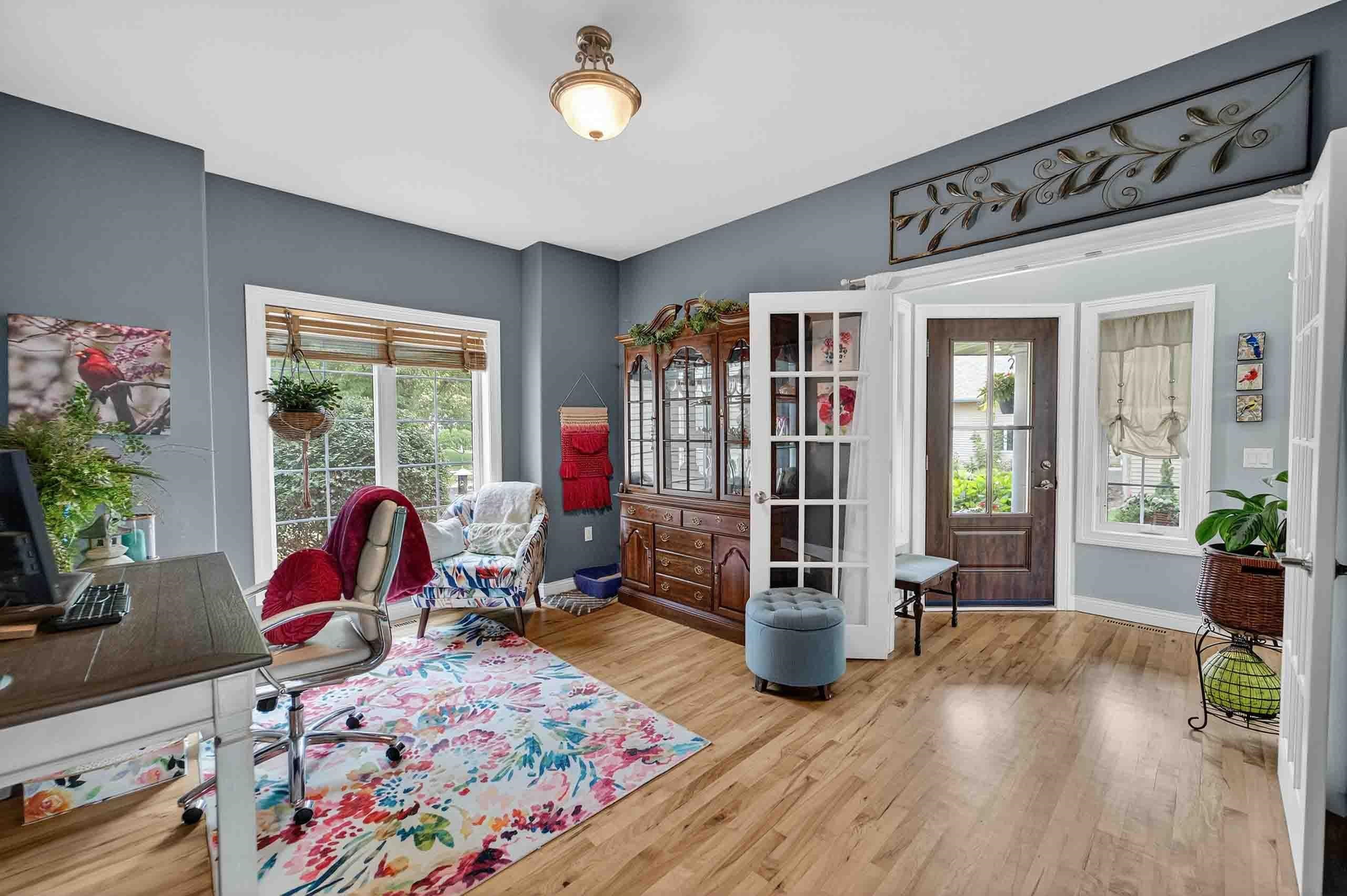 604 Pleasant Valley Parkway