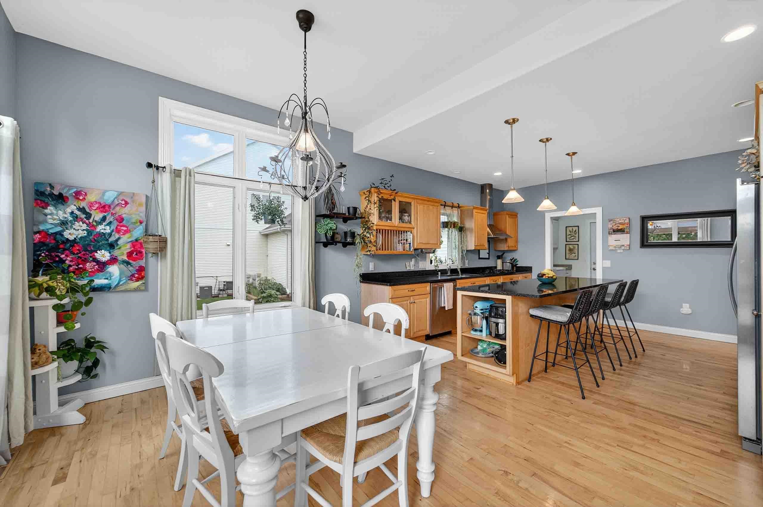 604 Pleasant Valley Parkway