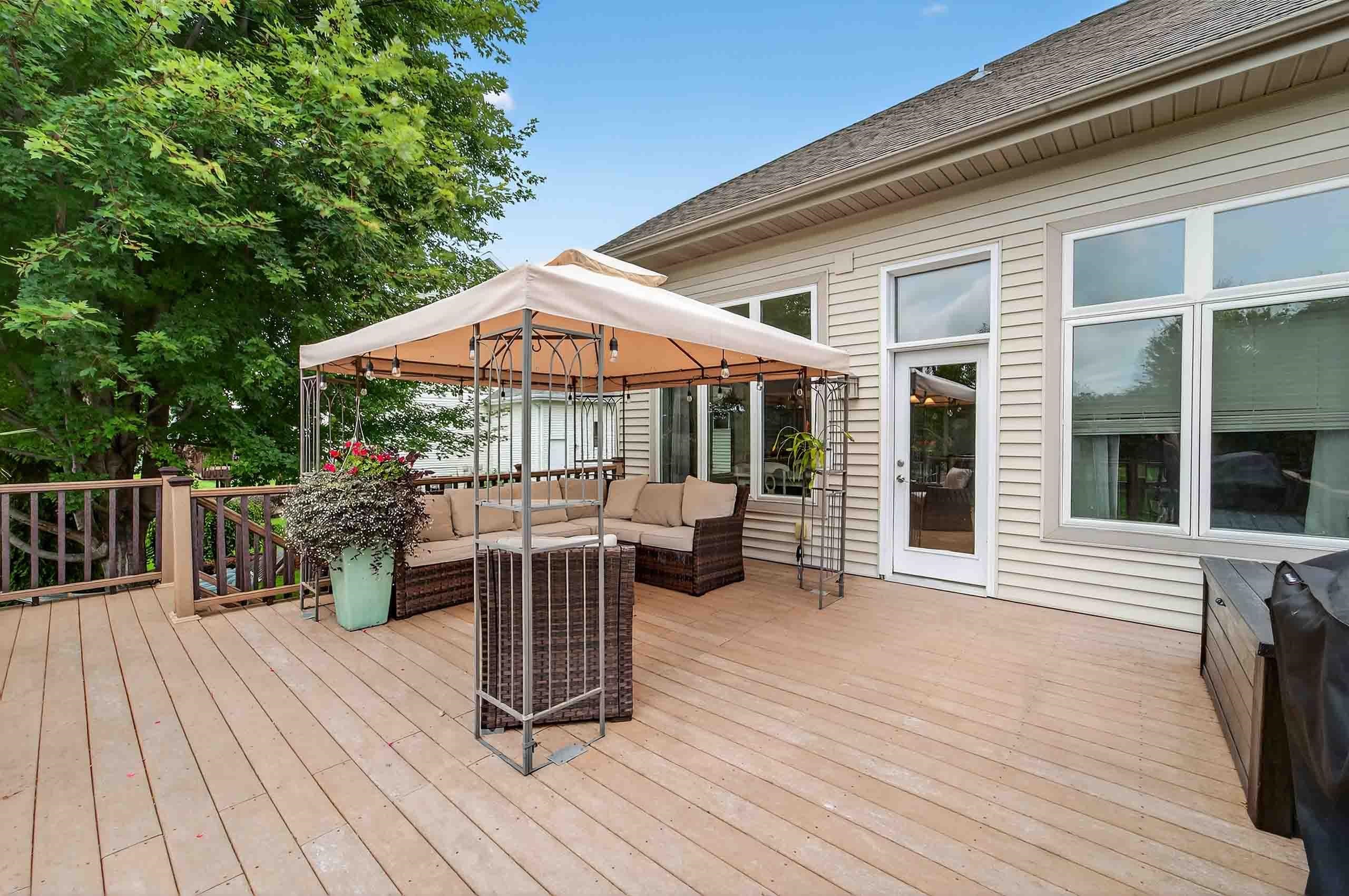 604 Pleasant Valley Parkway