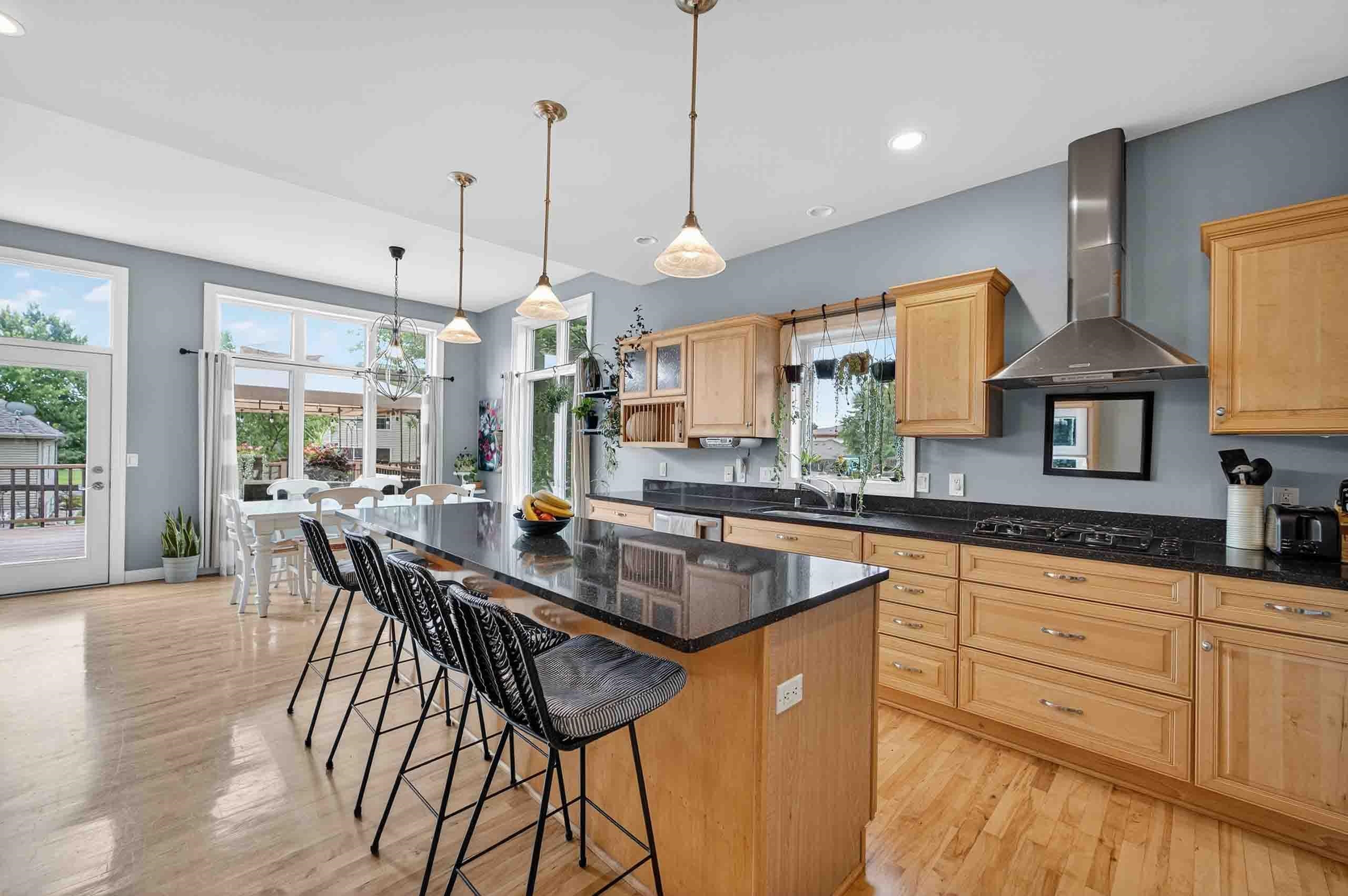 604 Pleasant Valley Parkway
