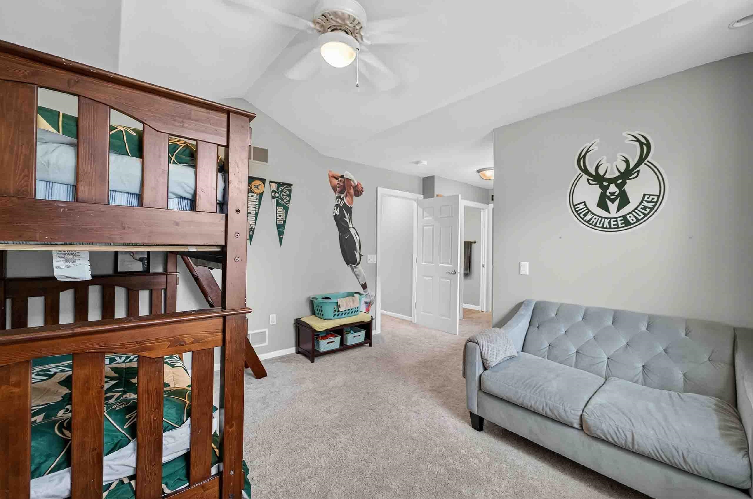 604 Pleasant Valley Parkway
