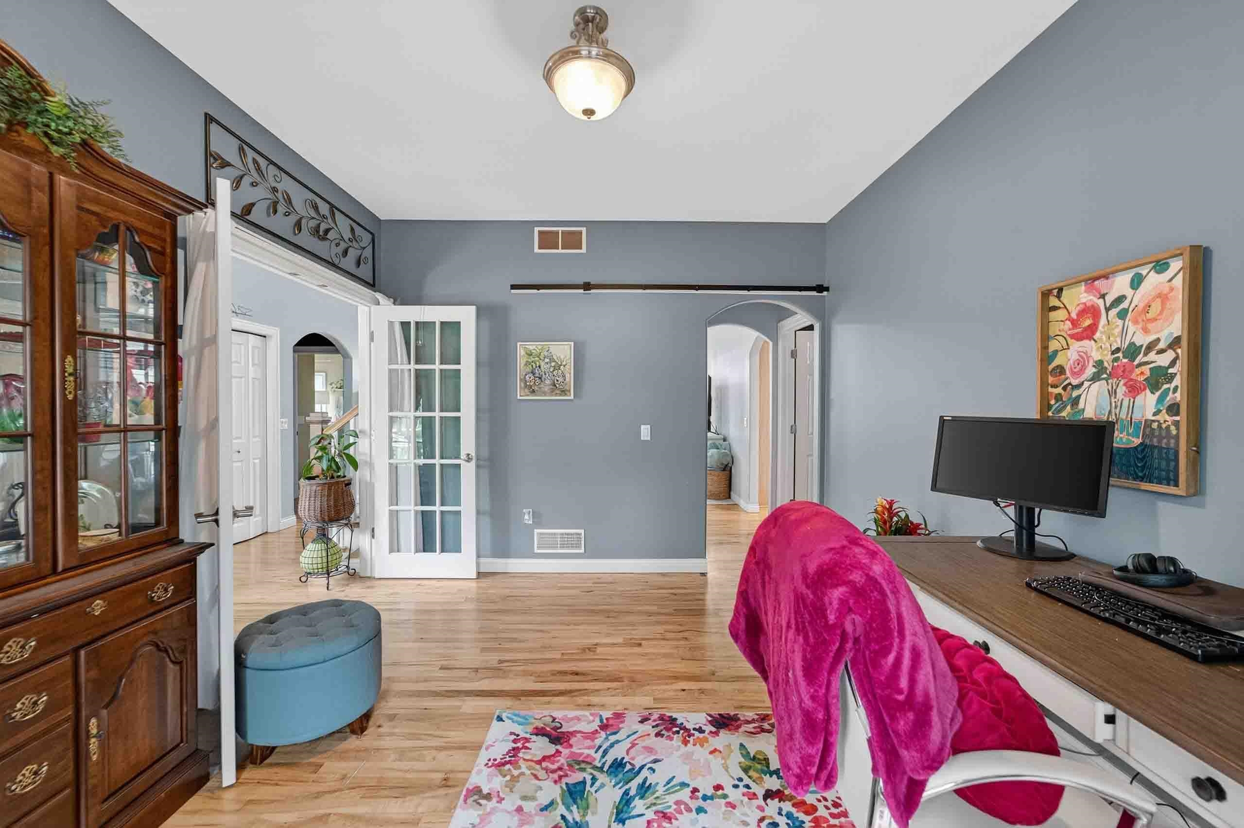 604 Pleasant Valley Parkway