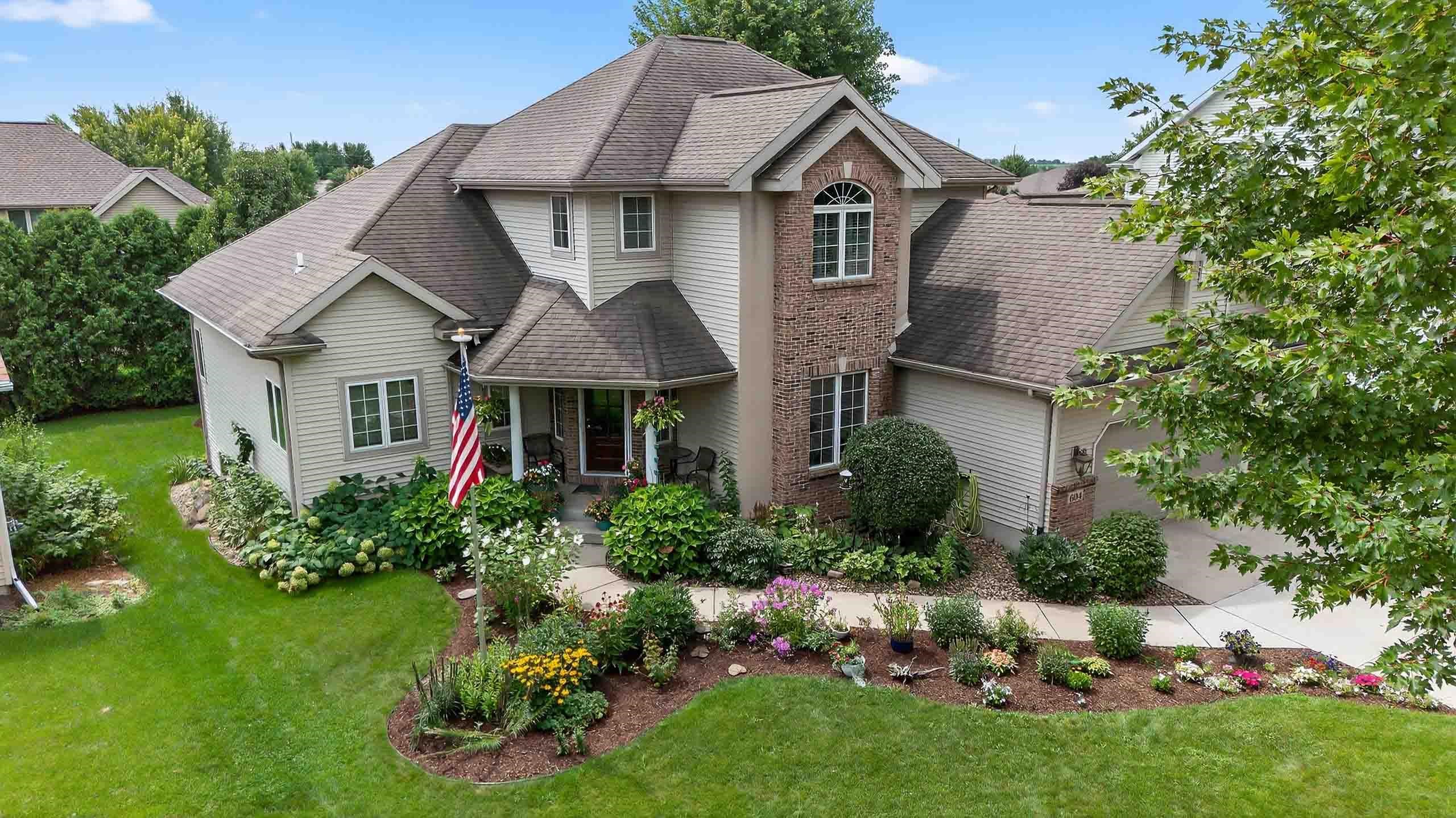 604 Pleasant Valley Parkway