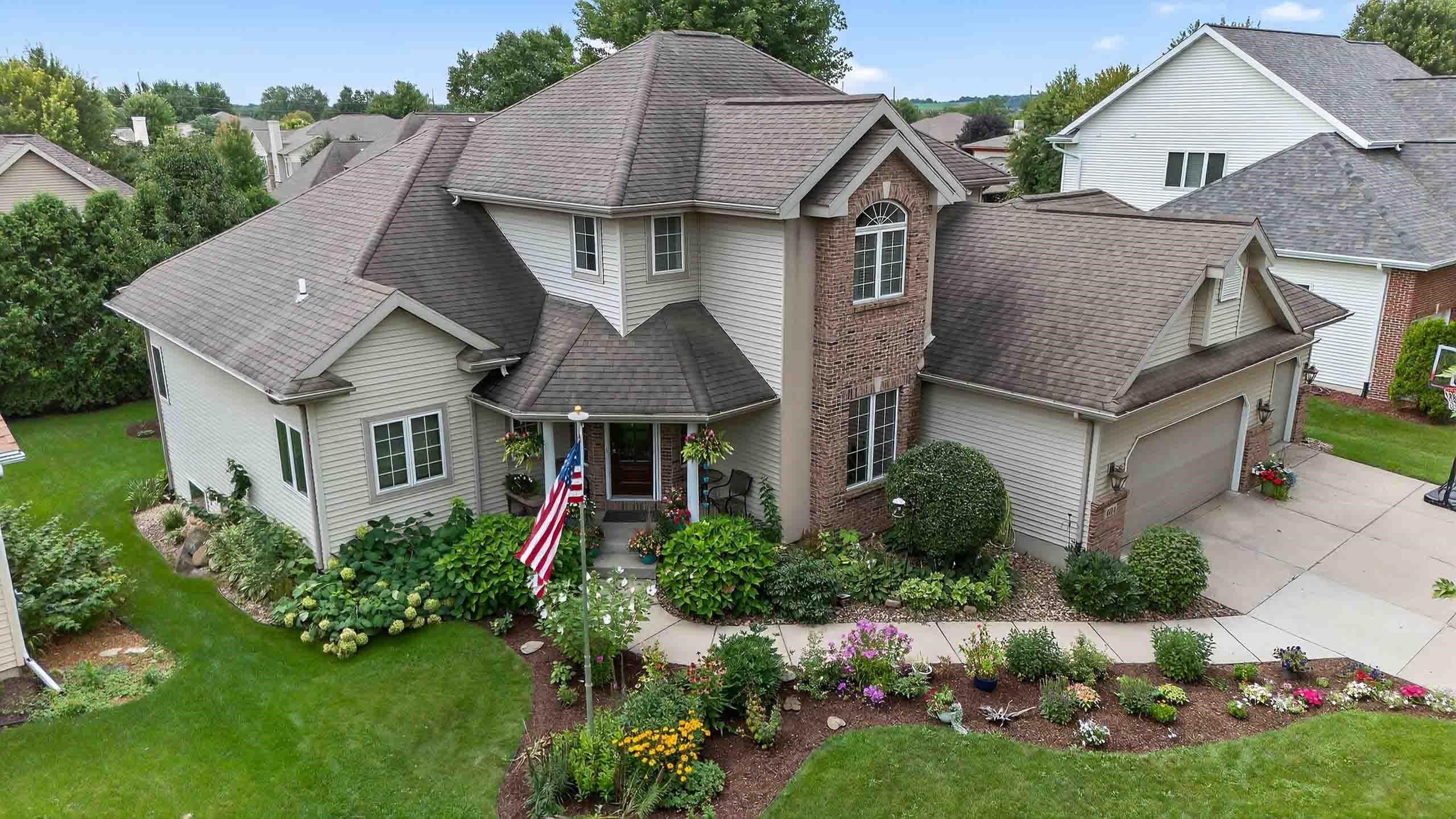 604 Pleasant Valley Parkway