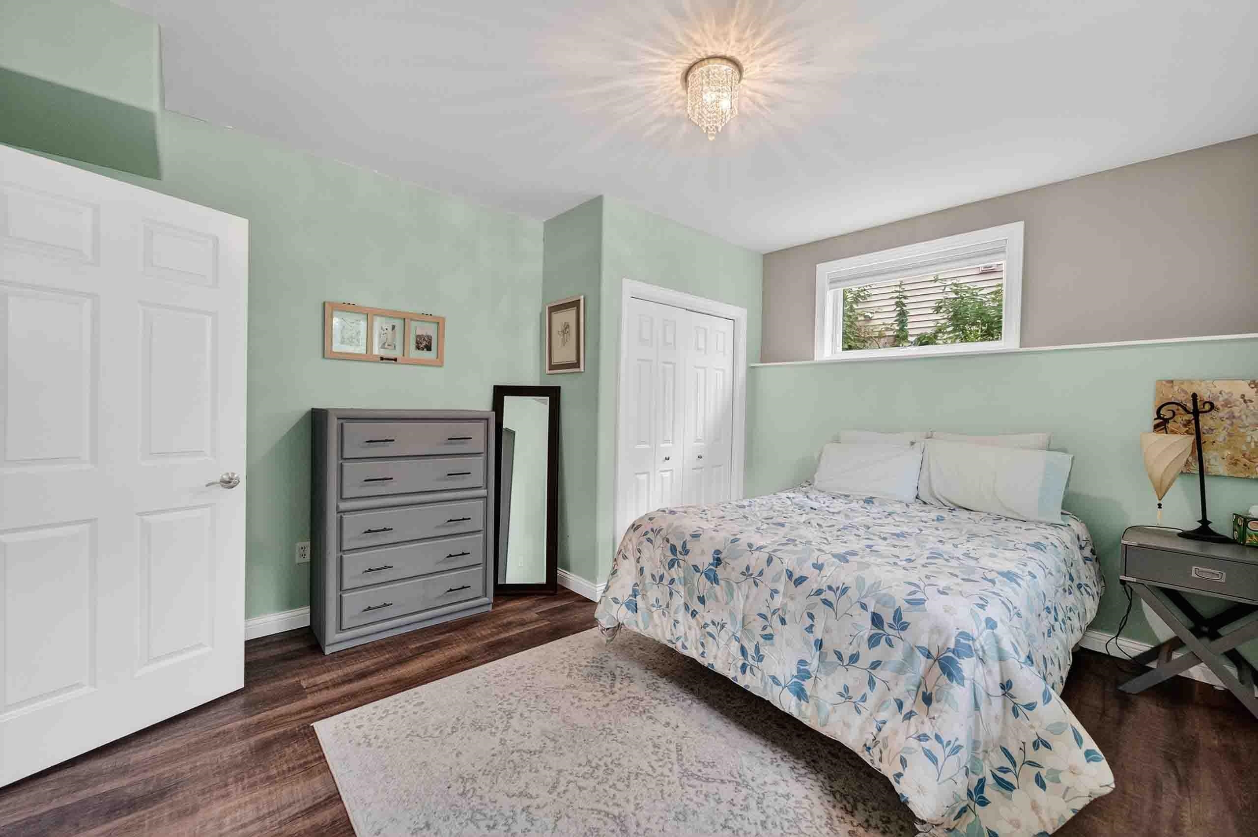 604 Pleasant Valley Parkway
