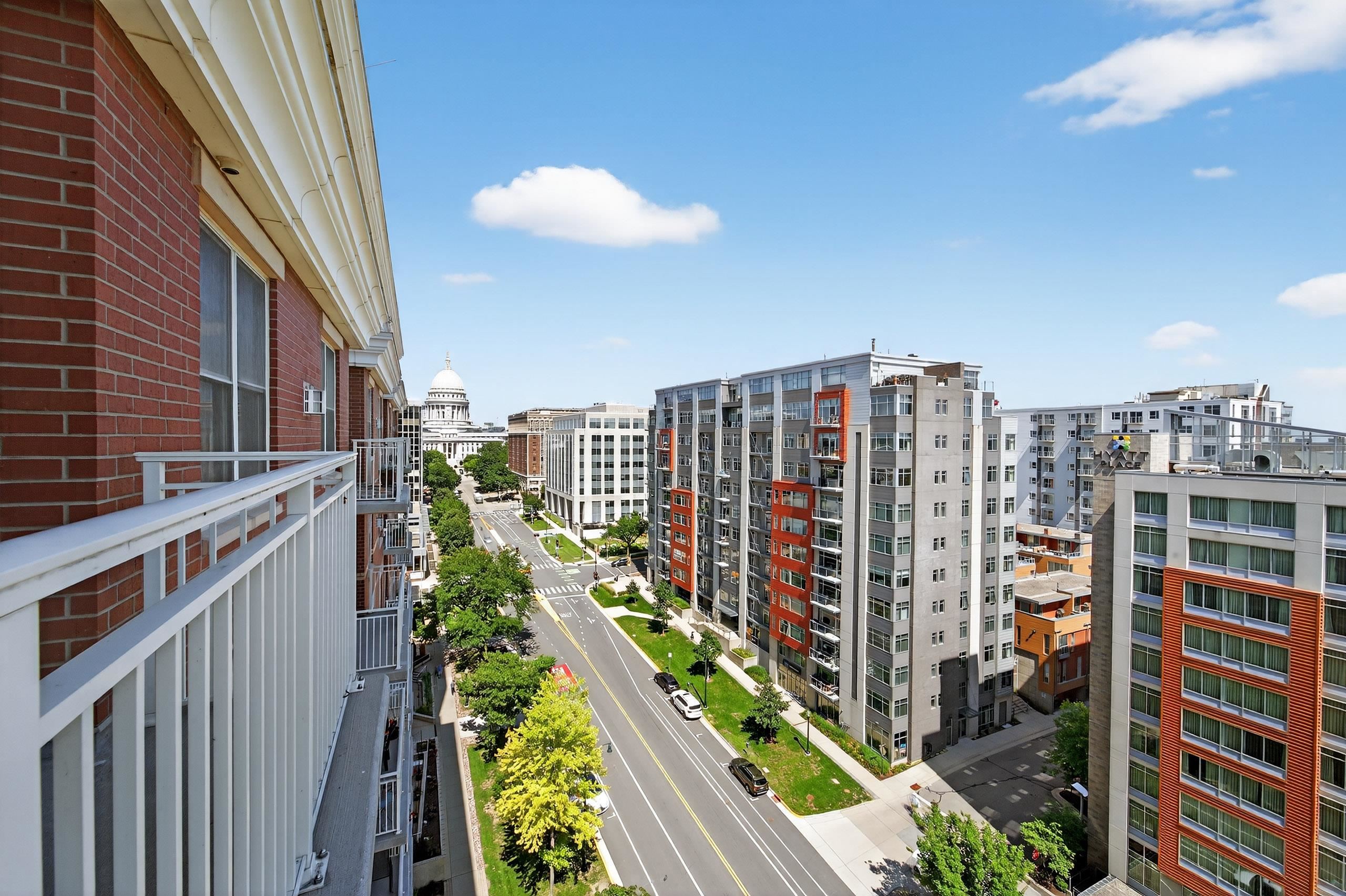 360 W Washington Avenue 1204