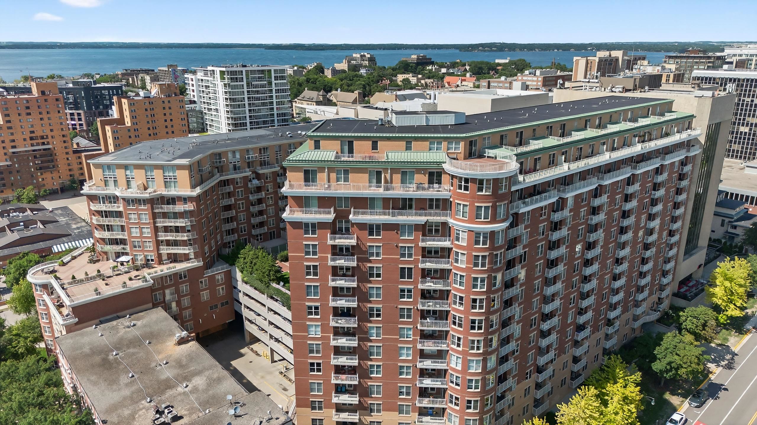 360 W Washington Avenue 1204