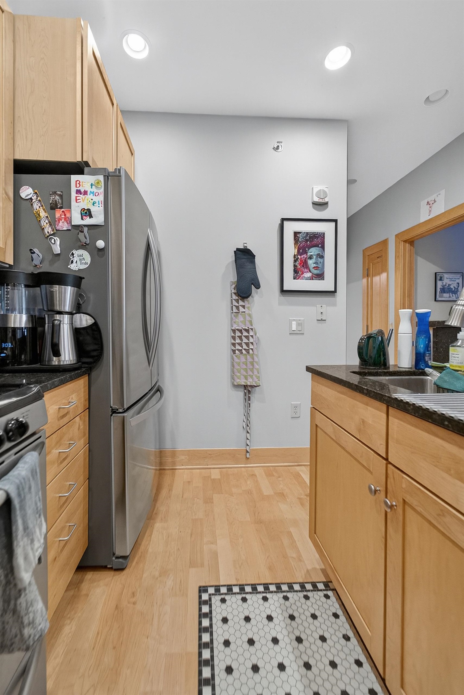 360 W Washington Avenue 1204