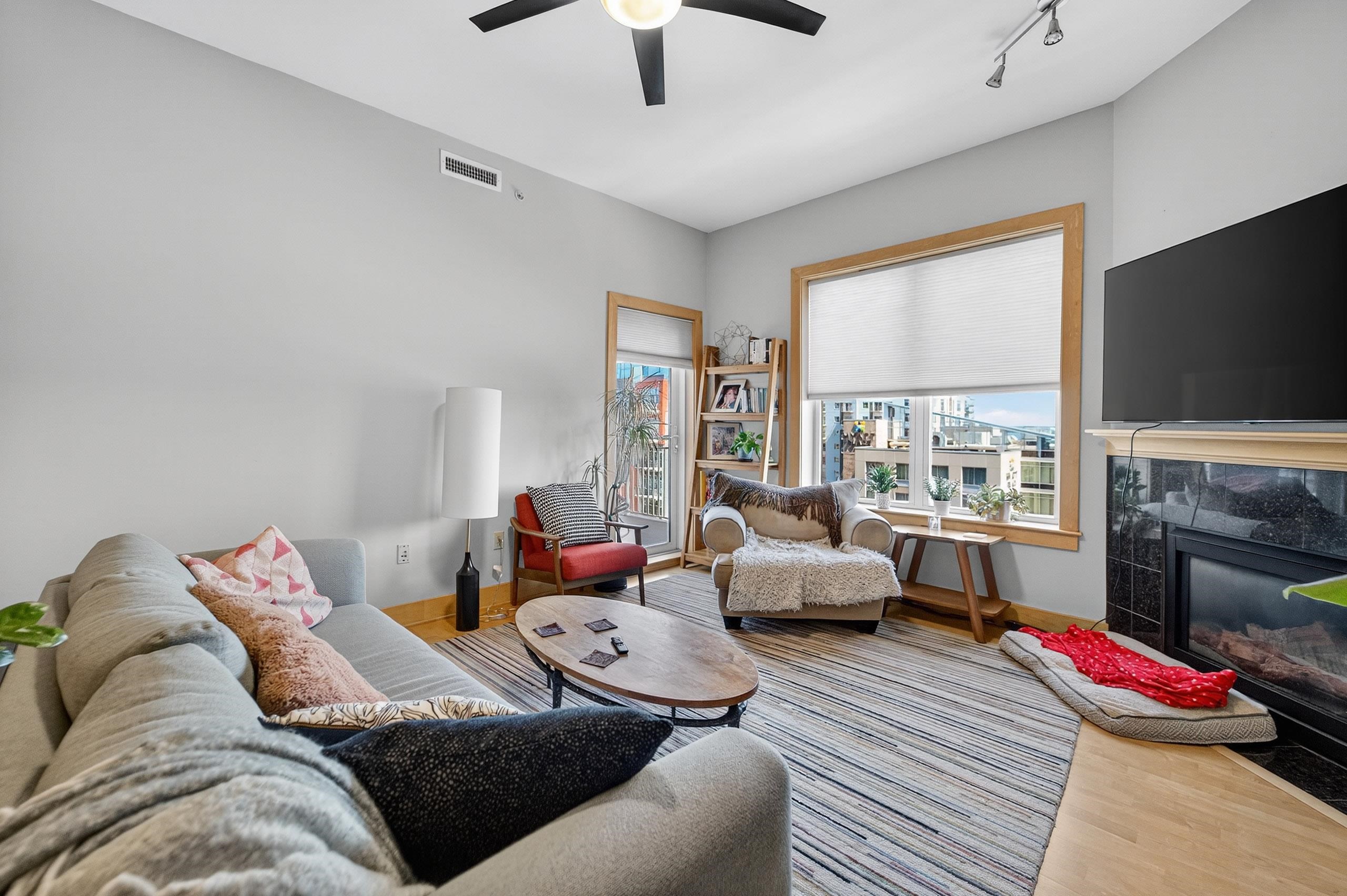 360 W Washington Avenue 1204