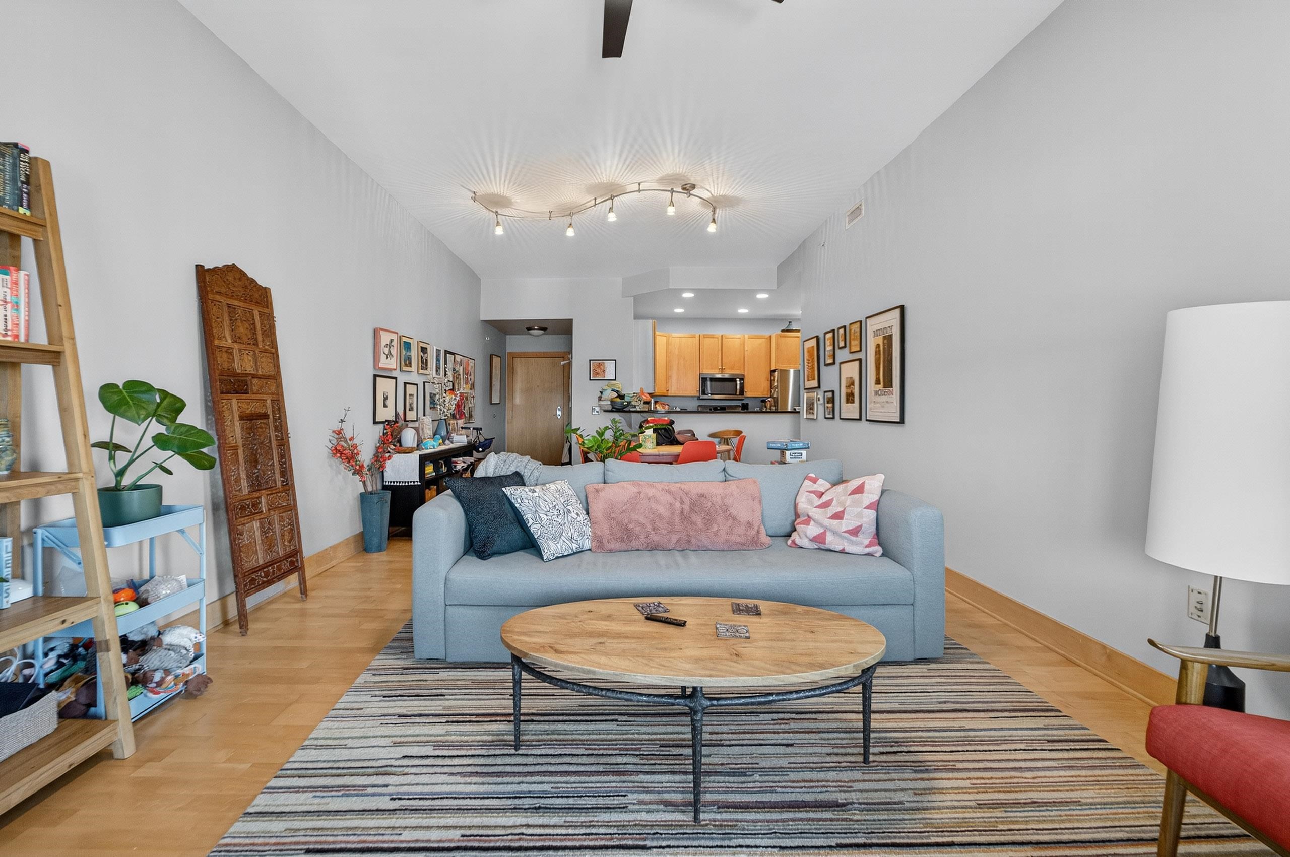 360 W Washington Avenue 1204