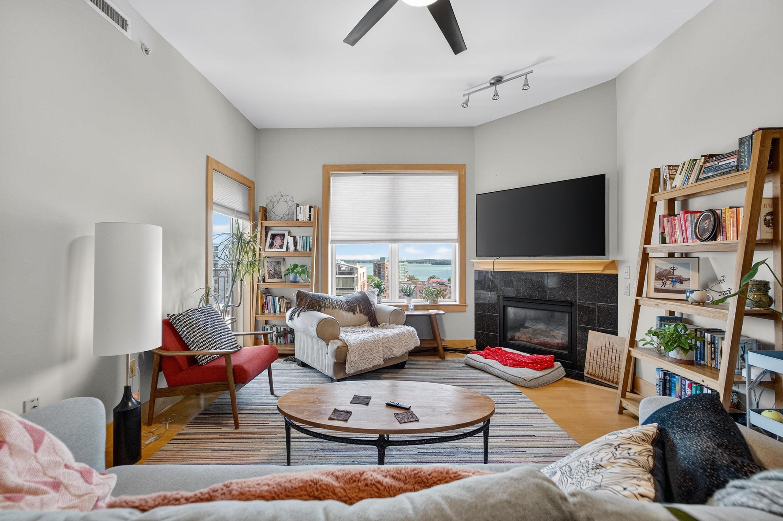 360 W Washington Avenue 1204