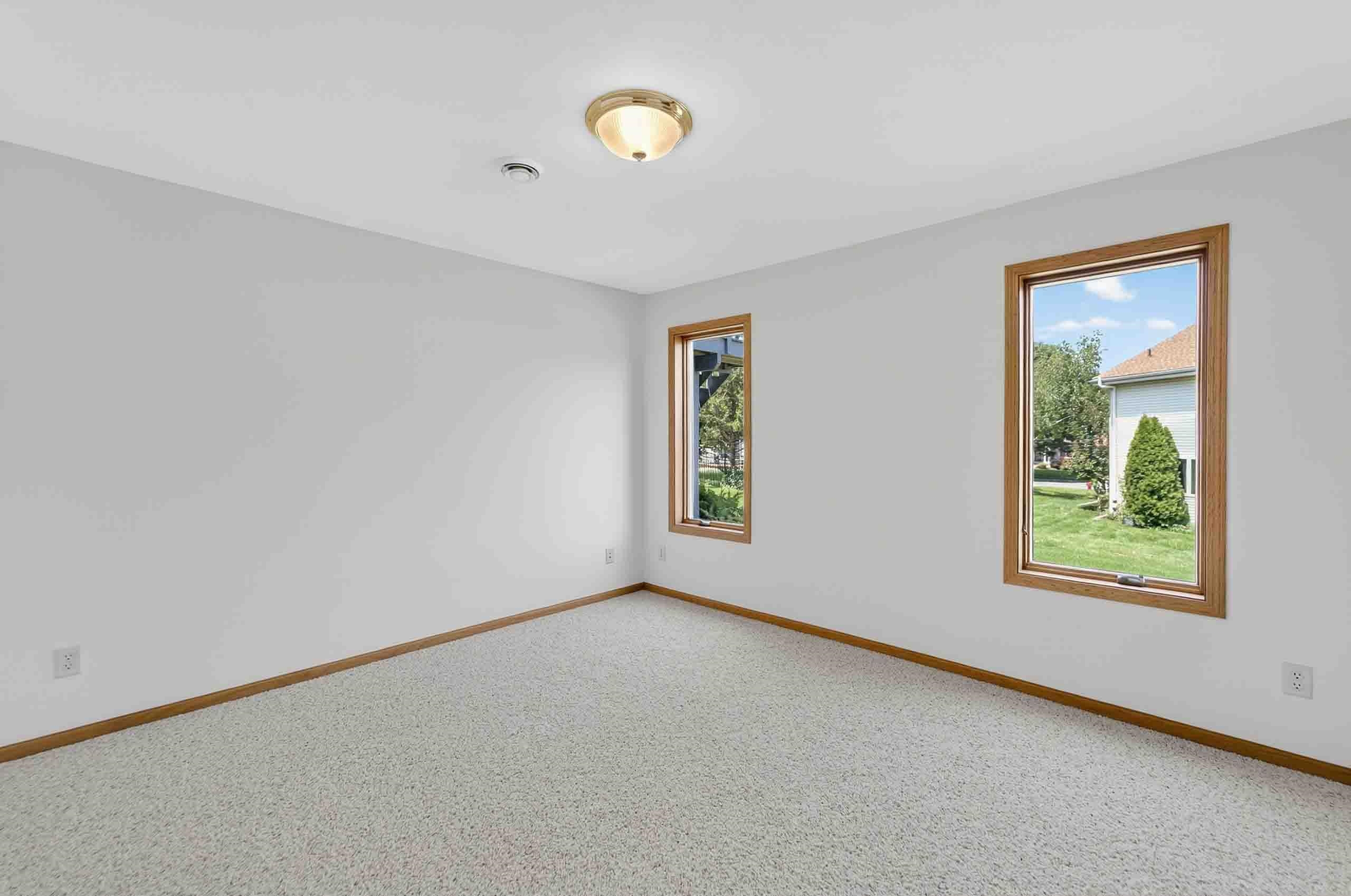 5574 Bantry Lane
