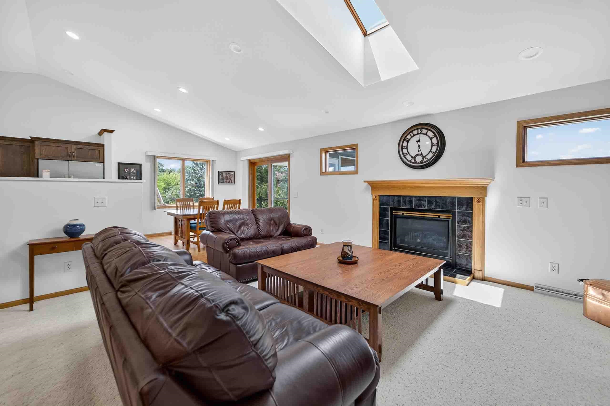 5574 Bantry Lane