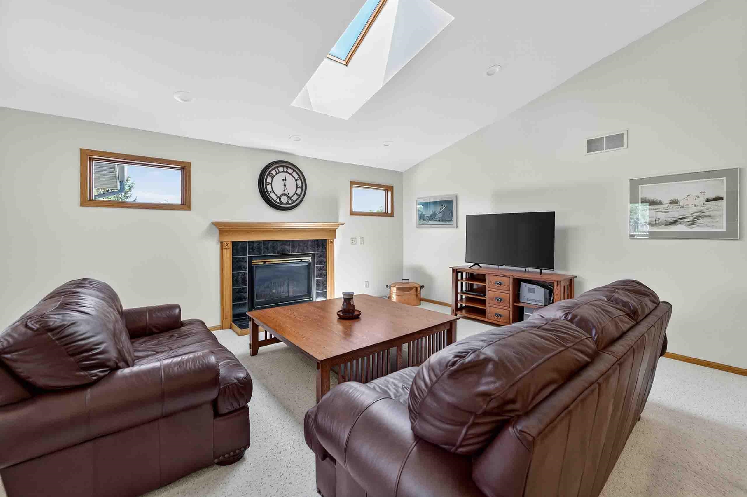 5574 Bantry Lane