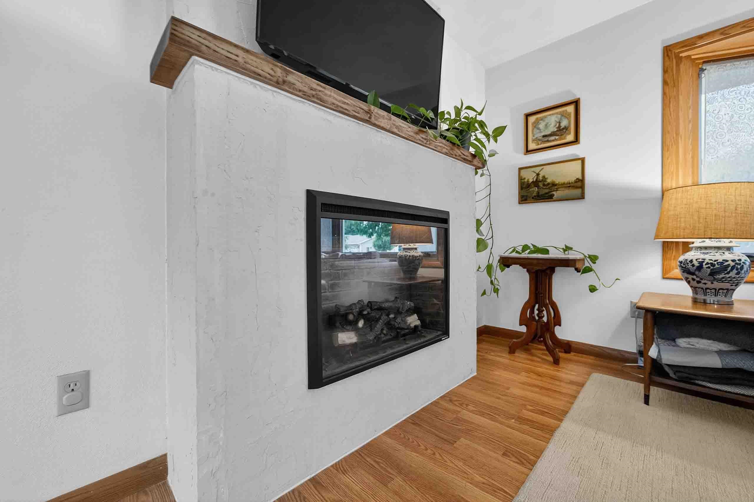 214 Noel Way