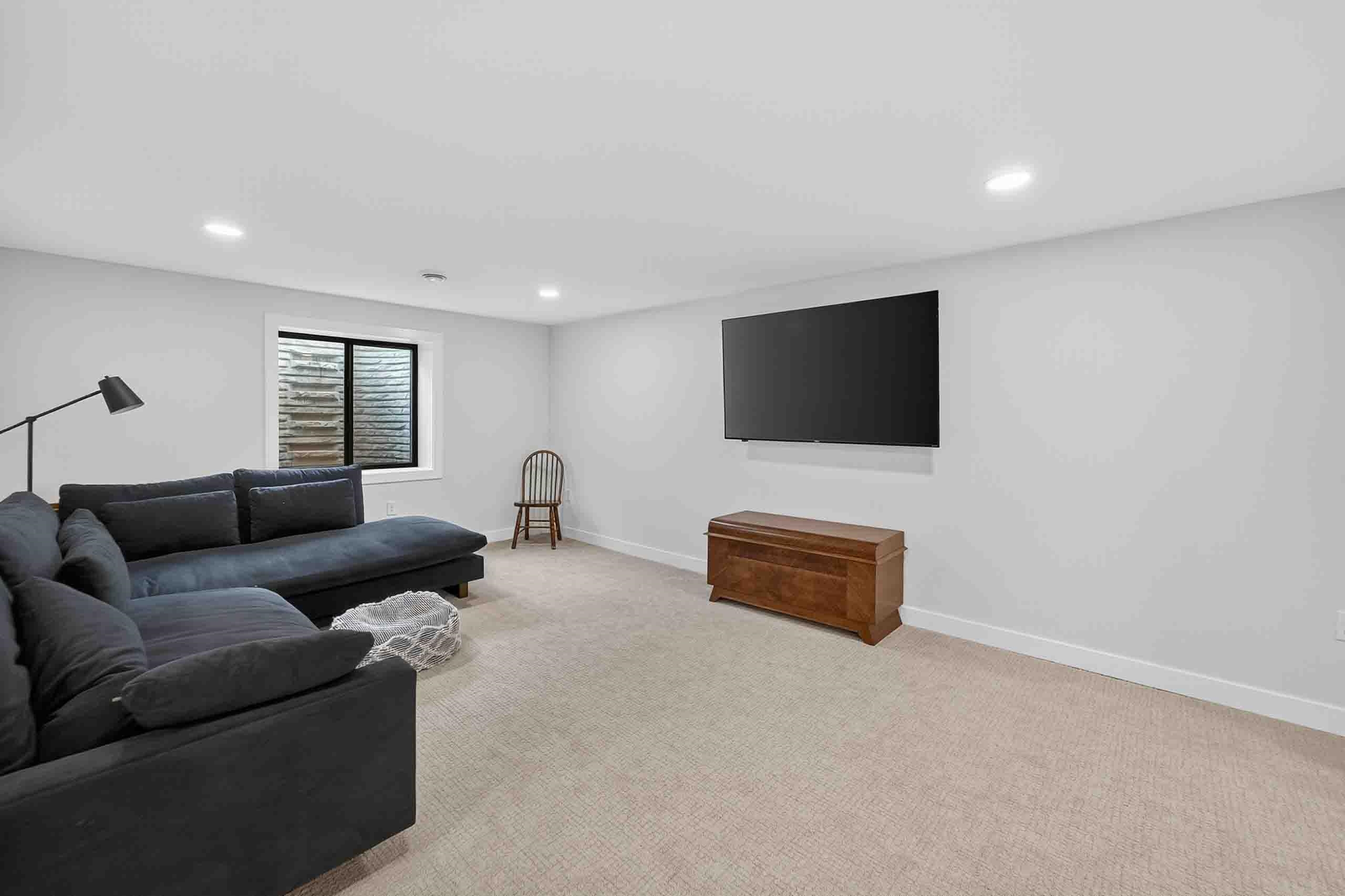 214 Noel Way