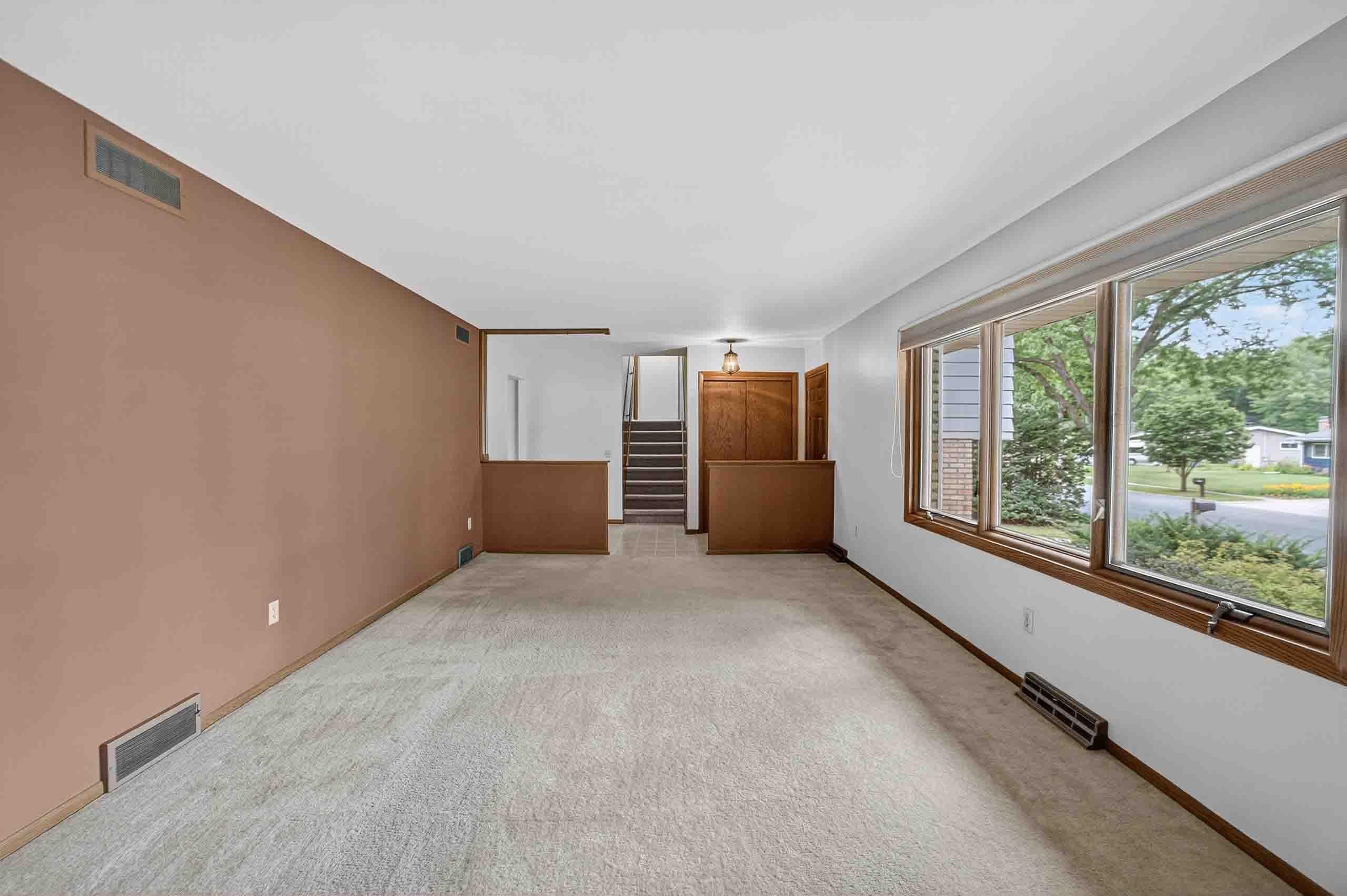 7013 Cardinal Drive