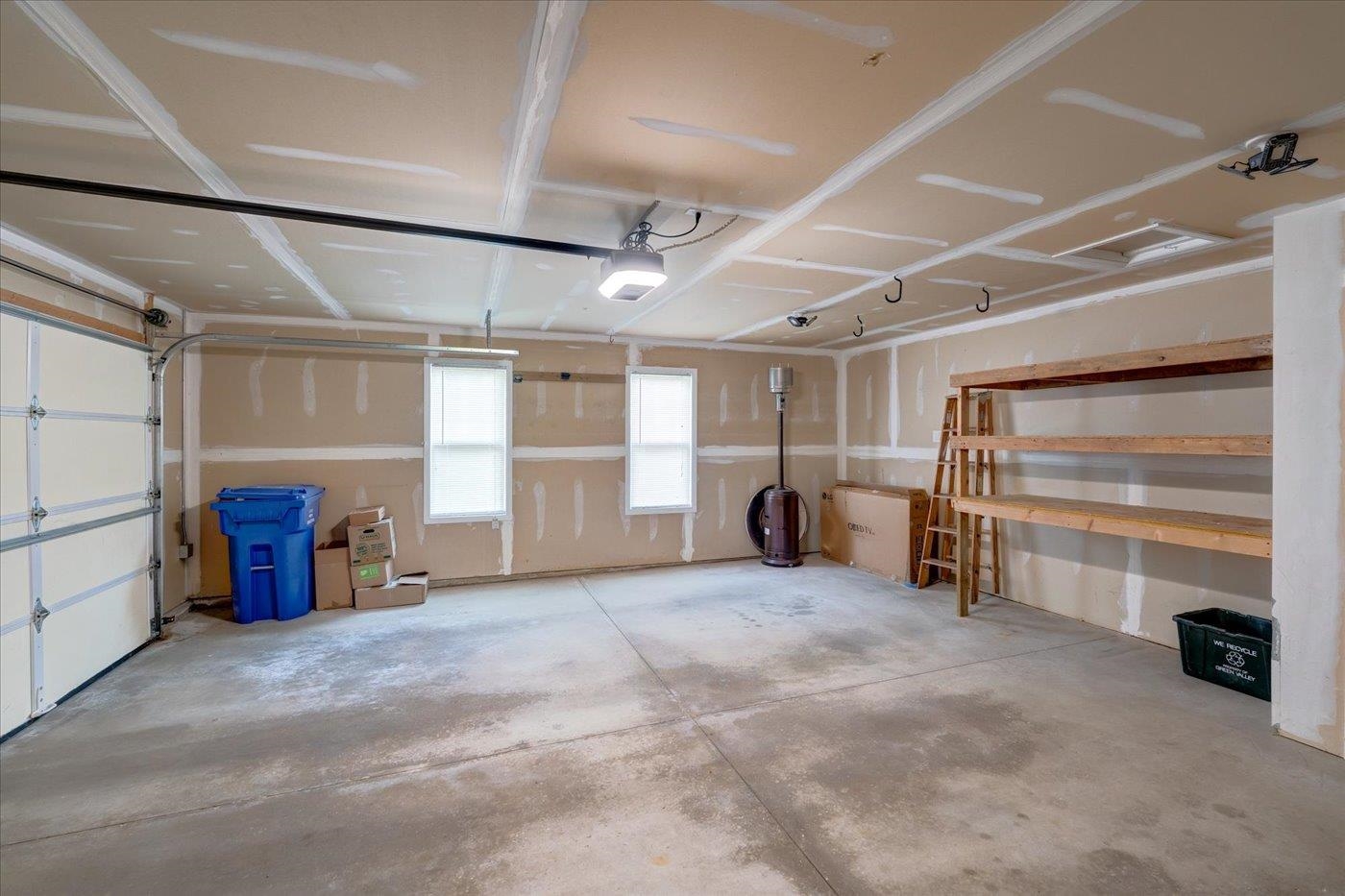 15 Corner Stone Way Unit: 16