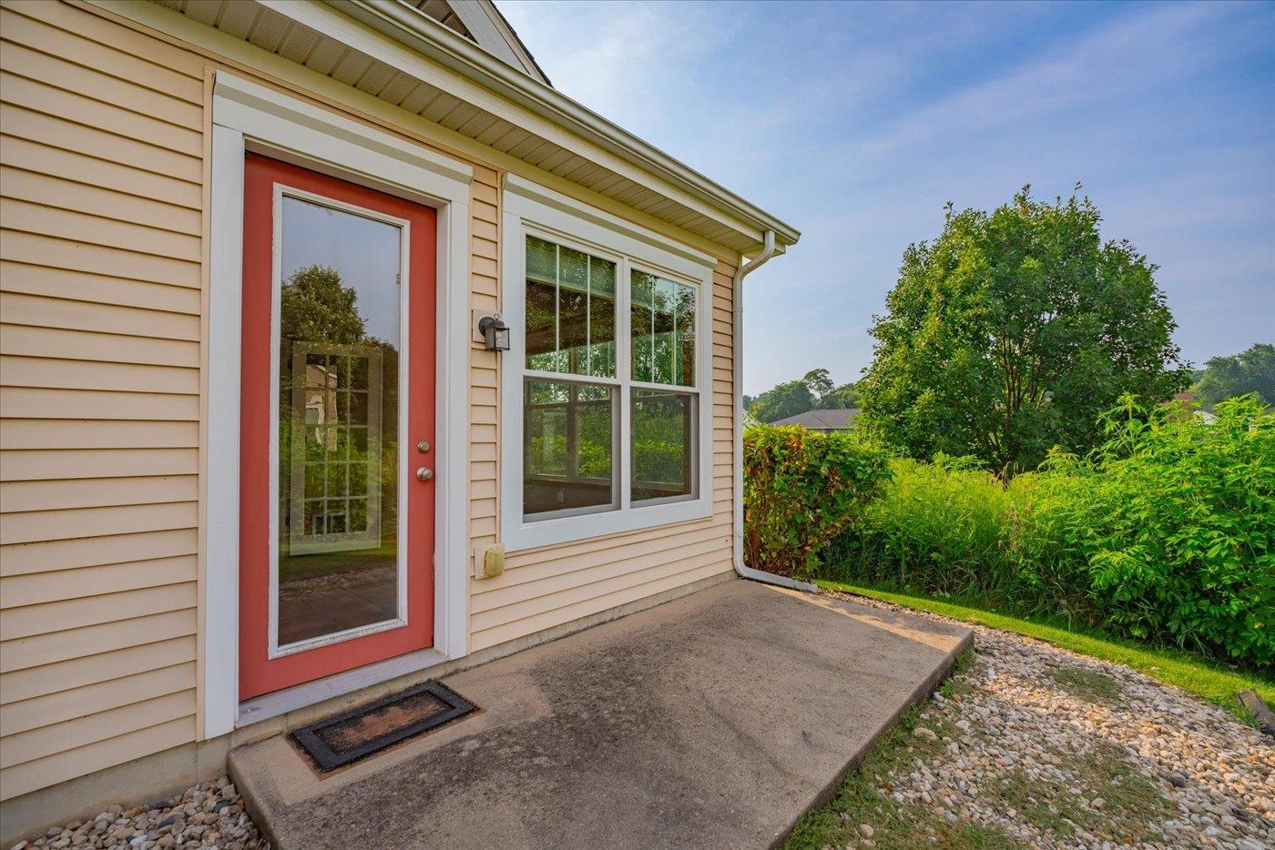 15 Corner Stone Way Unit: 16