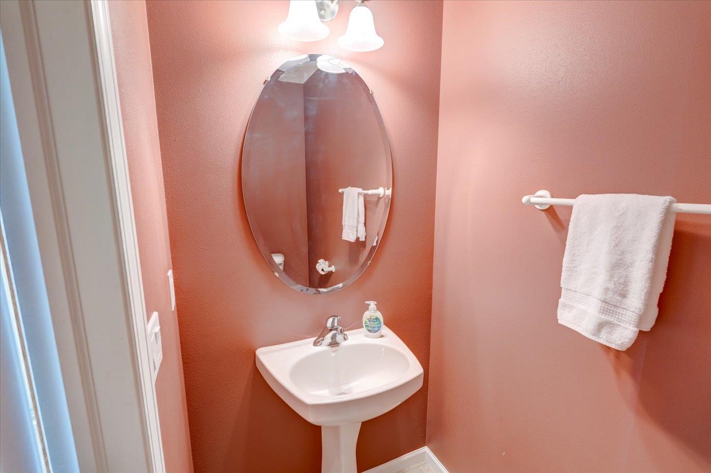 15 Corner Stone Way Unit: 16