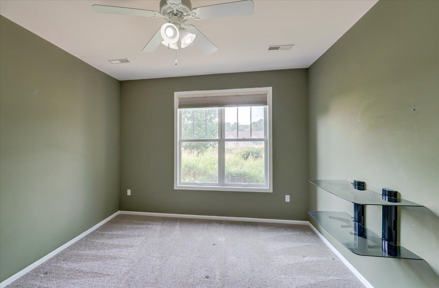 15 Corner Stone Way Unit: 16