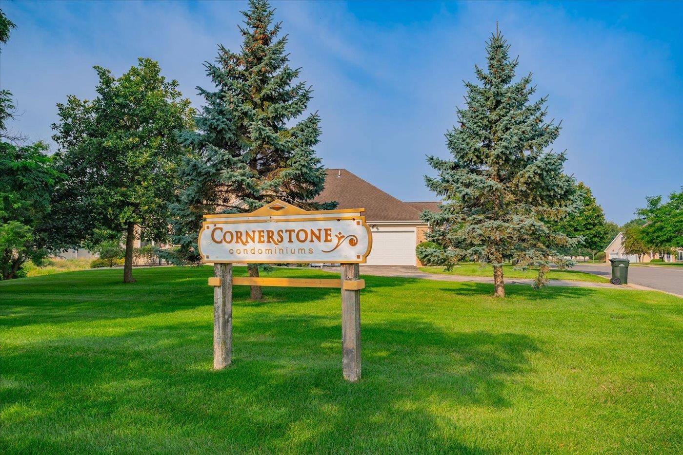 15 Corner Stone Way Unit: 16