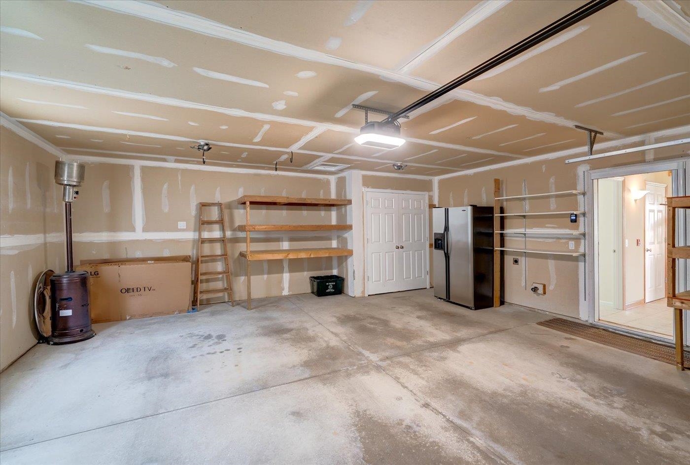 15 Corner Stone Way Unit: 16