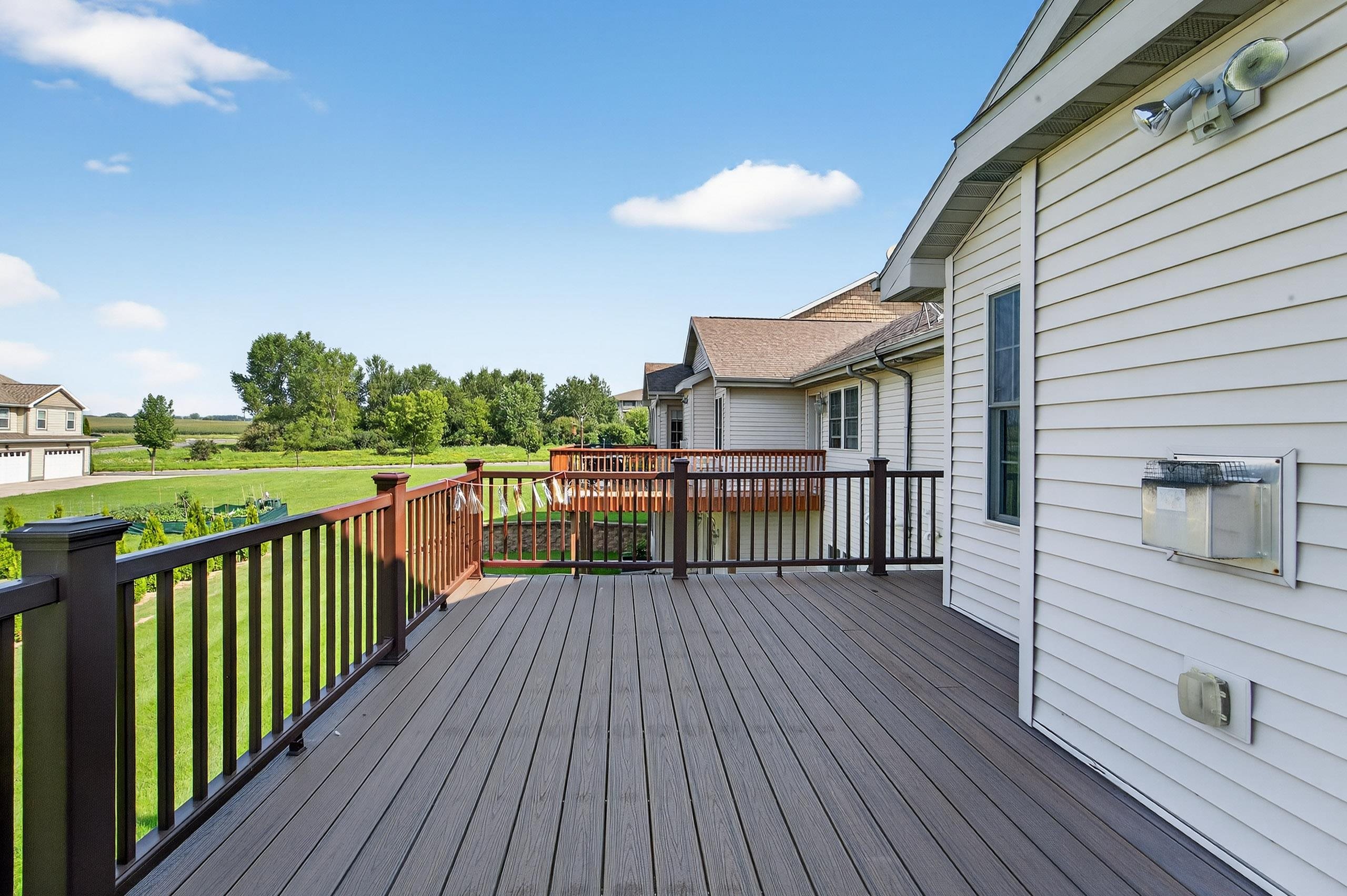 212 East Hill Parkway
